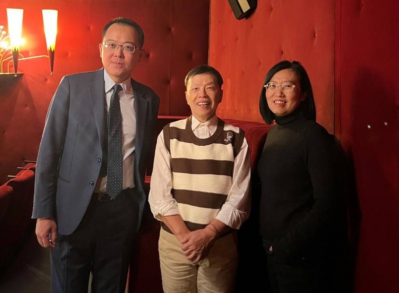 只准自己買奢華寢具　刁難基層請款代墊珍奶錢　駐瓦處長李冠德遭酸「這人品德真的冠軍」