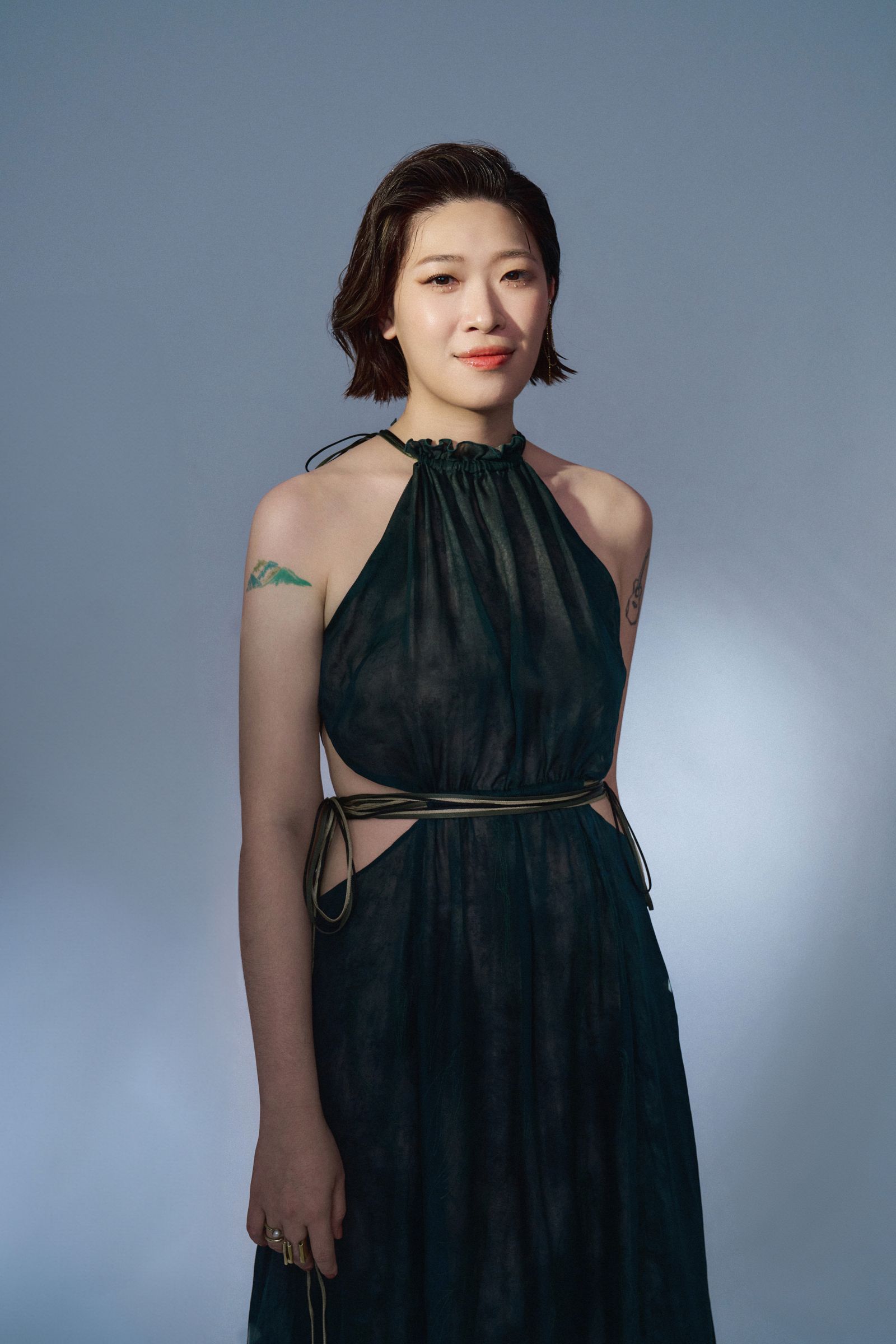 出身高雄六龜的邱淑蟬將以溫柔客語歌聲，唱響高雄跨年夜溫暖時刻。年代提供