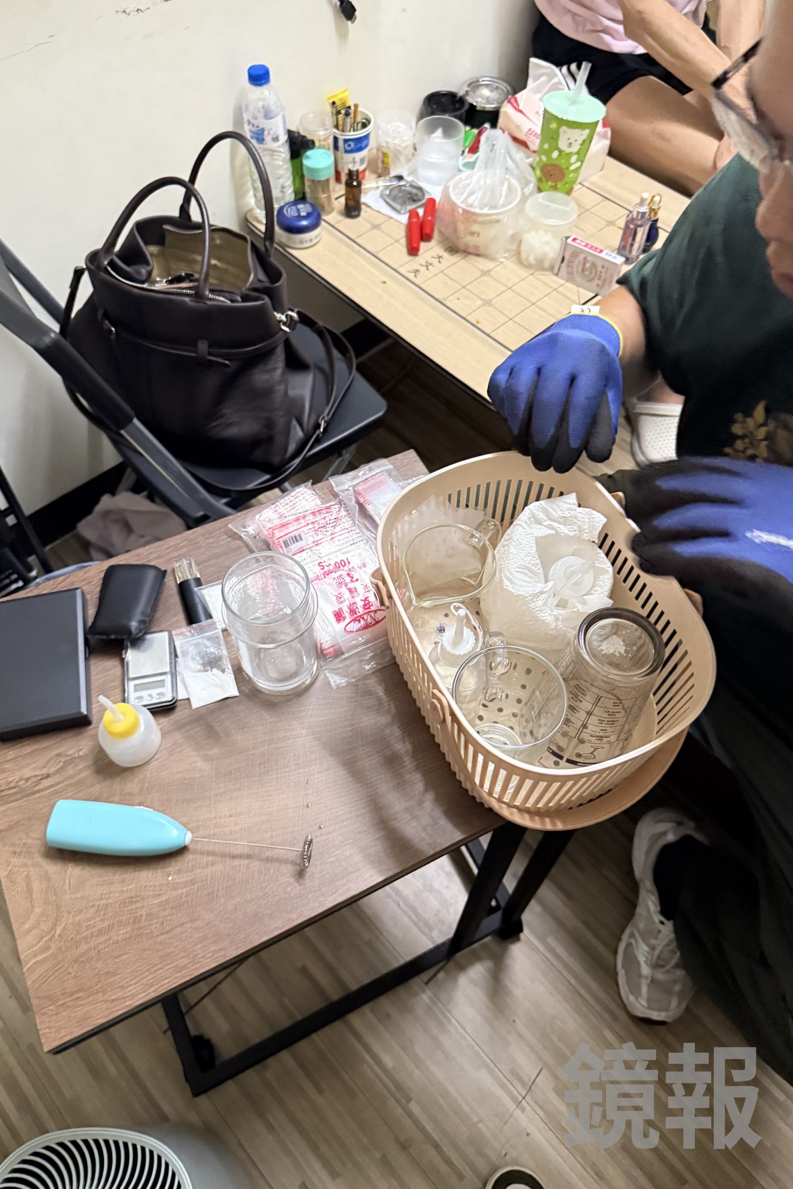 警方查扣毒品分裝證物。民眾提供