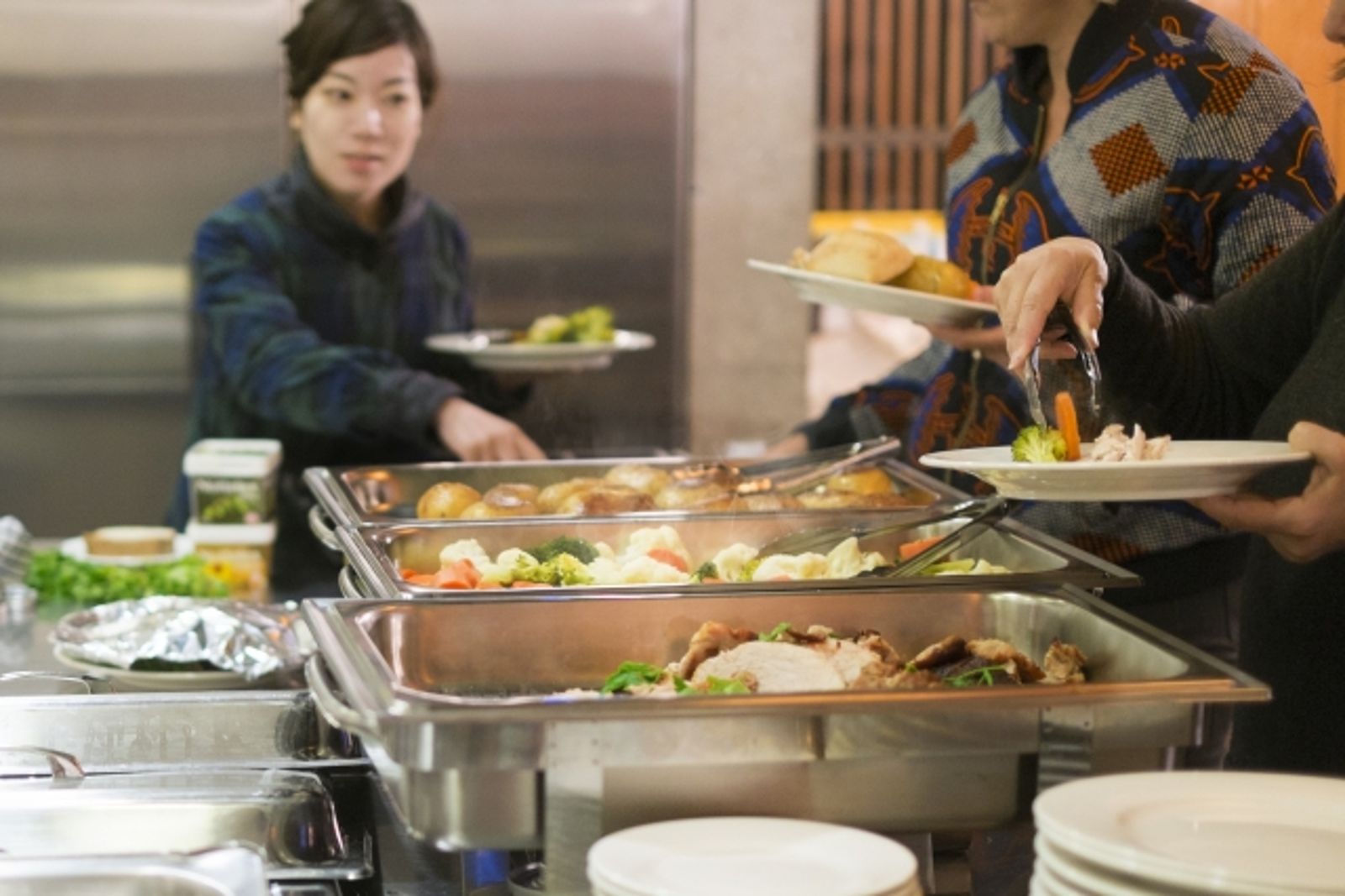 吃到飽是照妖鏡！網列10項人品差行為