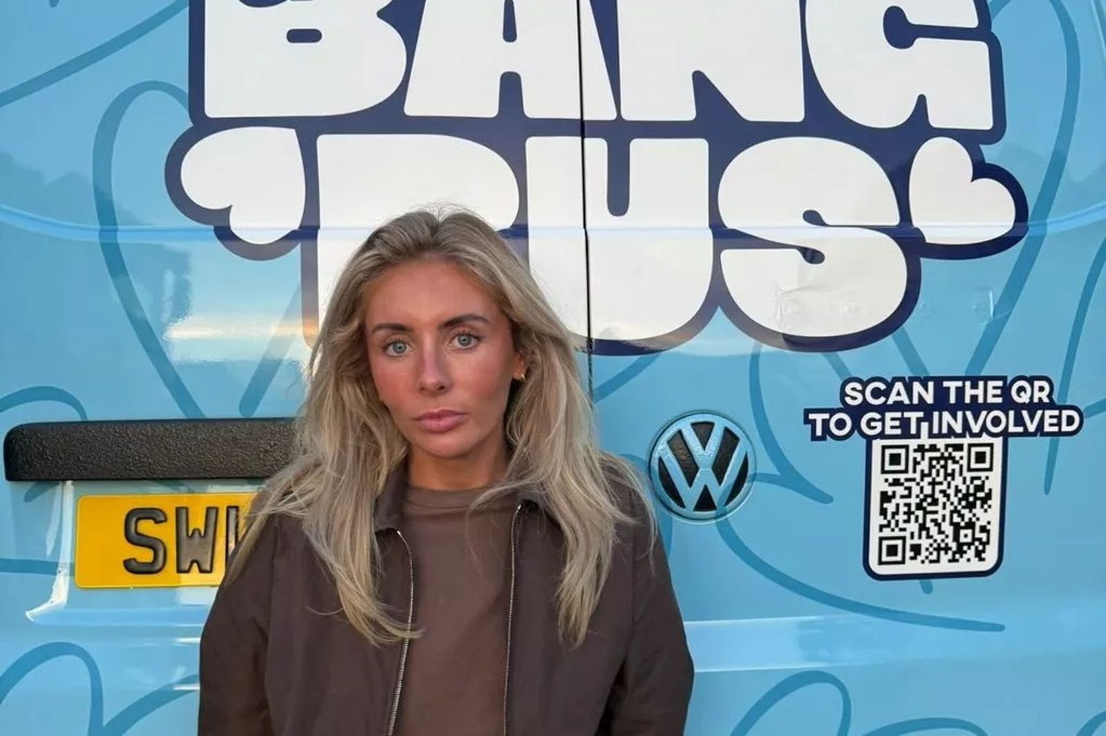 AV女優自駕「魔鏡號」巡迴　在4萬人大橋旁實戰？網友驚呆