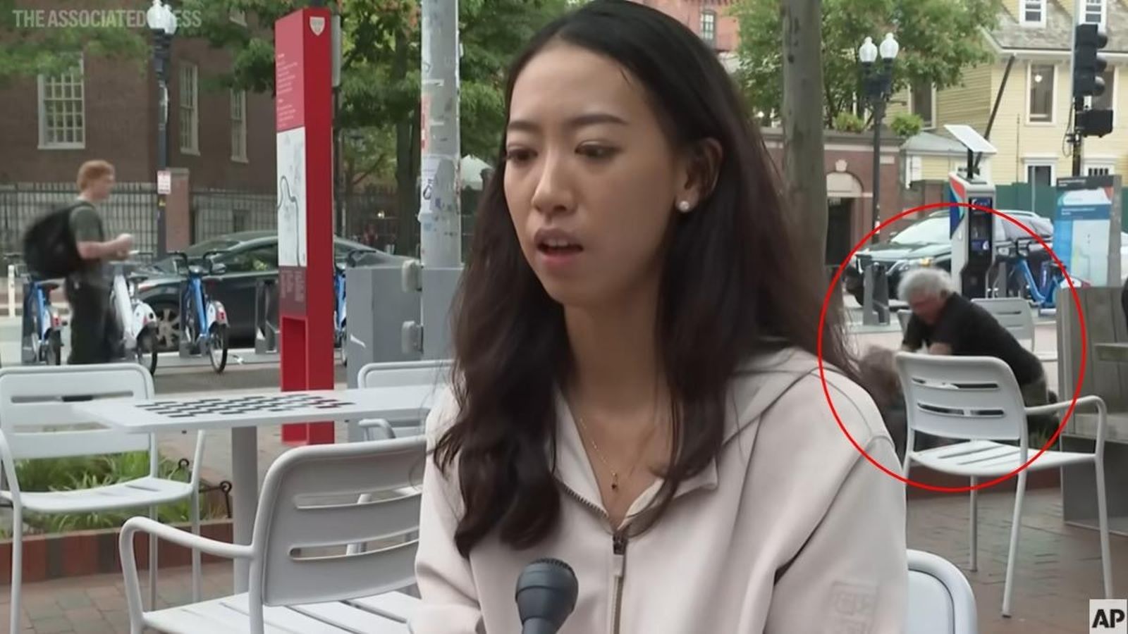 蛤!被指中共背景「哈佛女孩」接受美聯社專訪 2男在背後決鬥