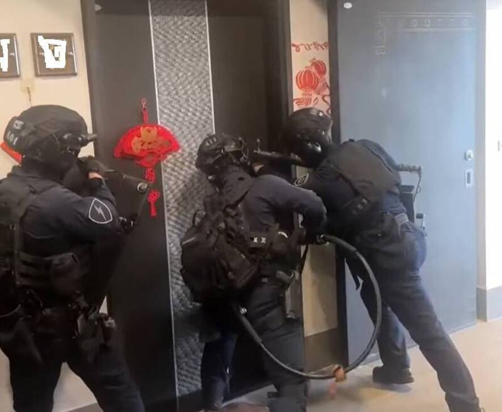 喪屍菸彈襲馬祖!竹聯幫人體夾帶闖關 5700顆菸彈綁大腿「千萬貨全沒了」