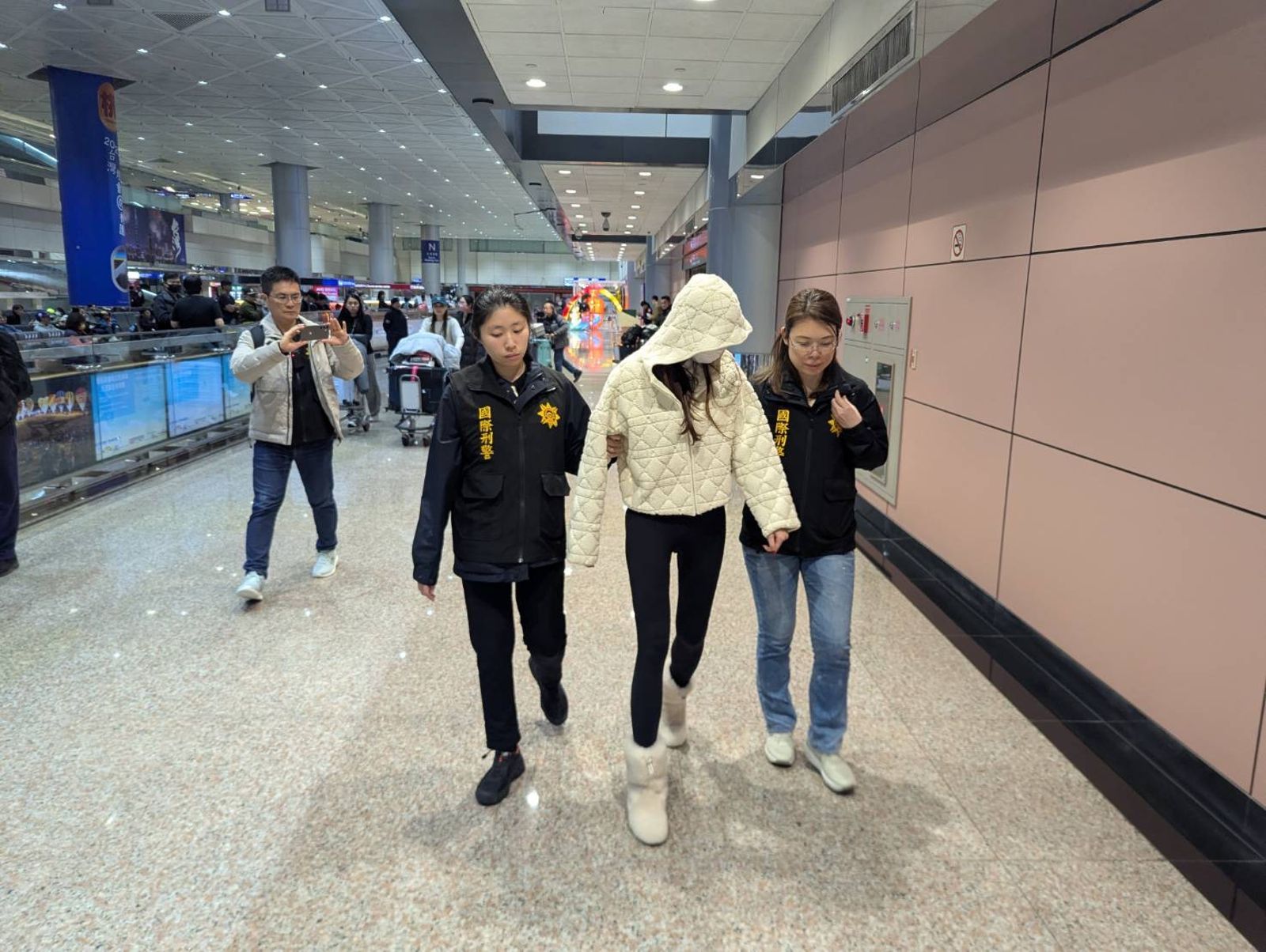 詐團「人工美女」落網！愛情騙3美國人1.7億　買3千萬RM名錶還供父開豪車