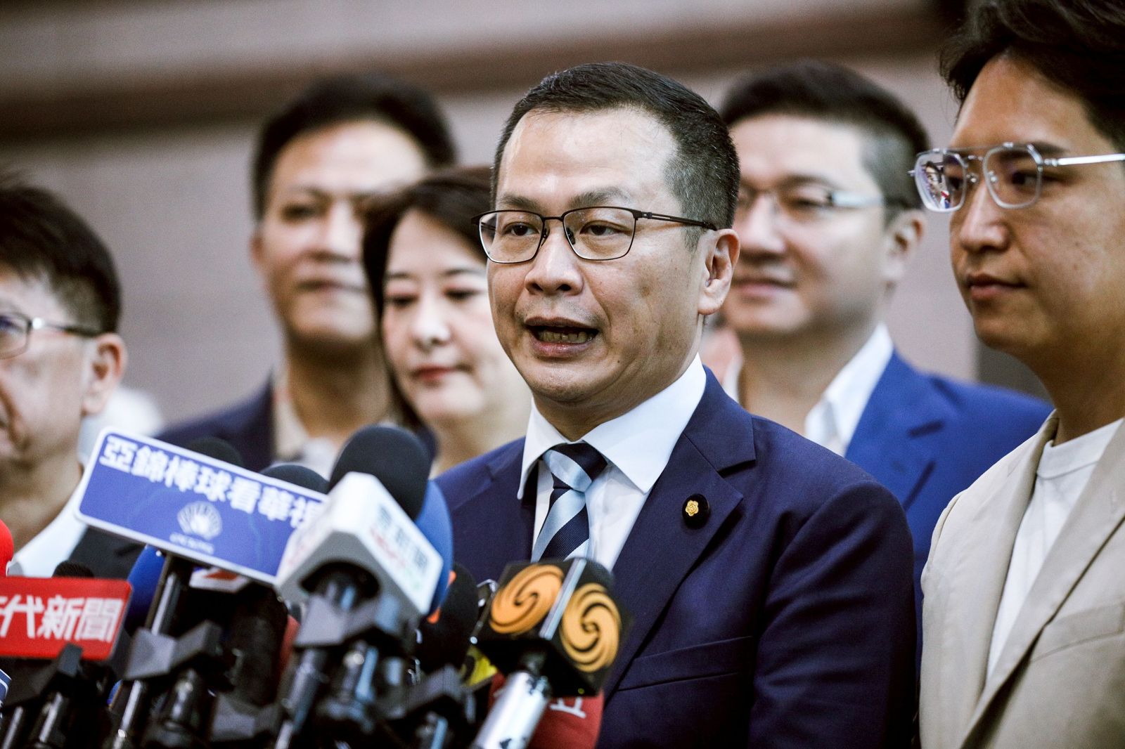 正式登記參選黨主席！羅智強喊「世代交替」：我最能團結國民黨、協調在野力量