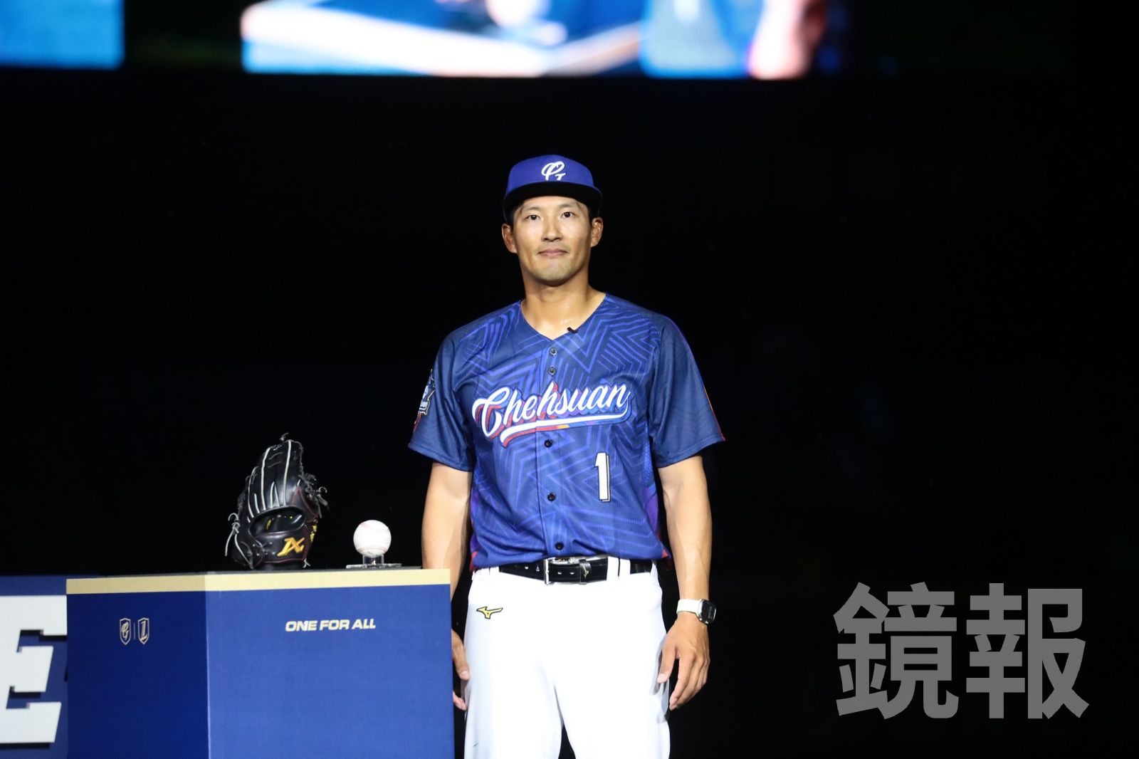 忍住眼淚道別！林哲瑄用「拚」總結生涯：我把自己奉獻給棒球