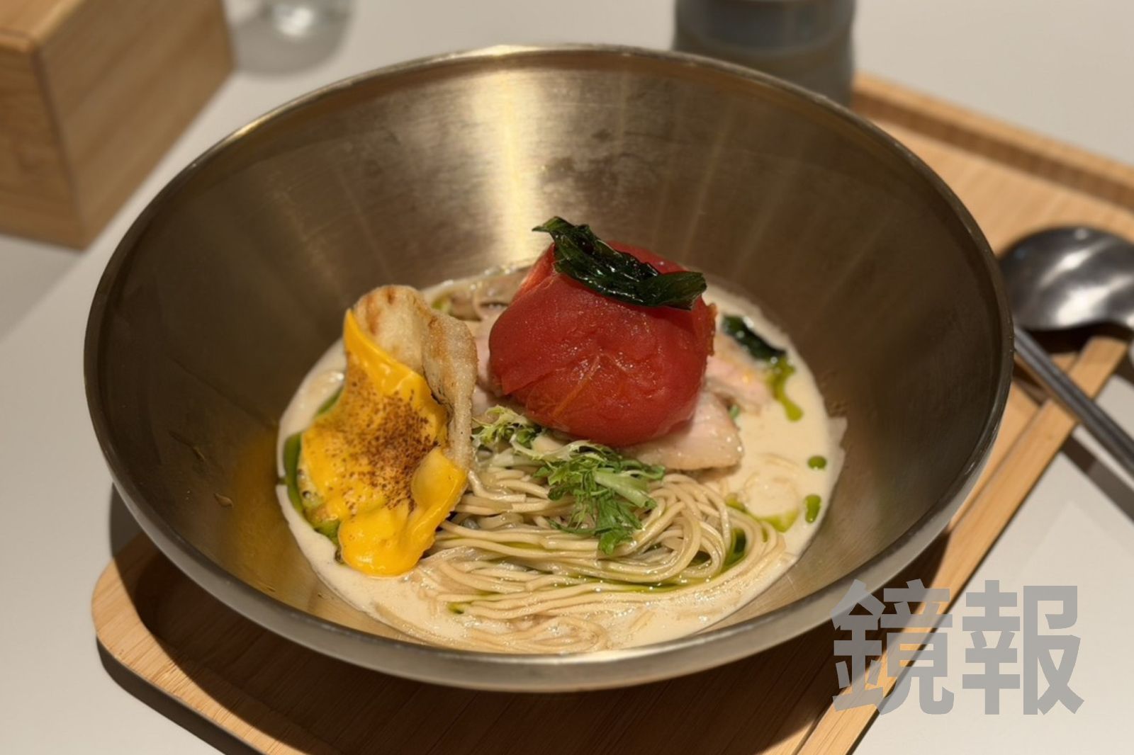 「醃漬番茄瑪格麗特風拉麵」酸甜開胃，有濃郁奶香。（398元／份）