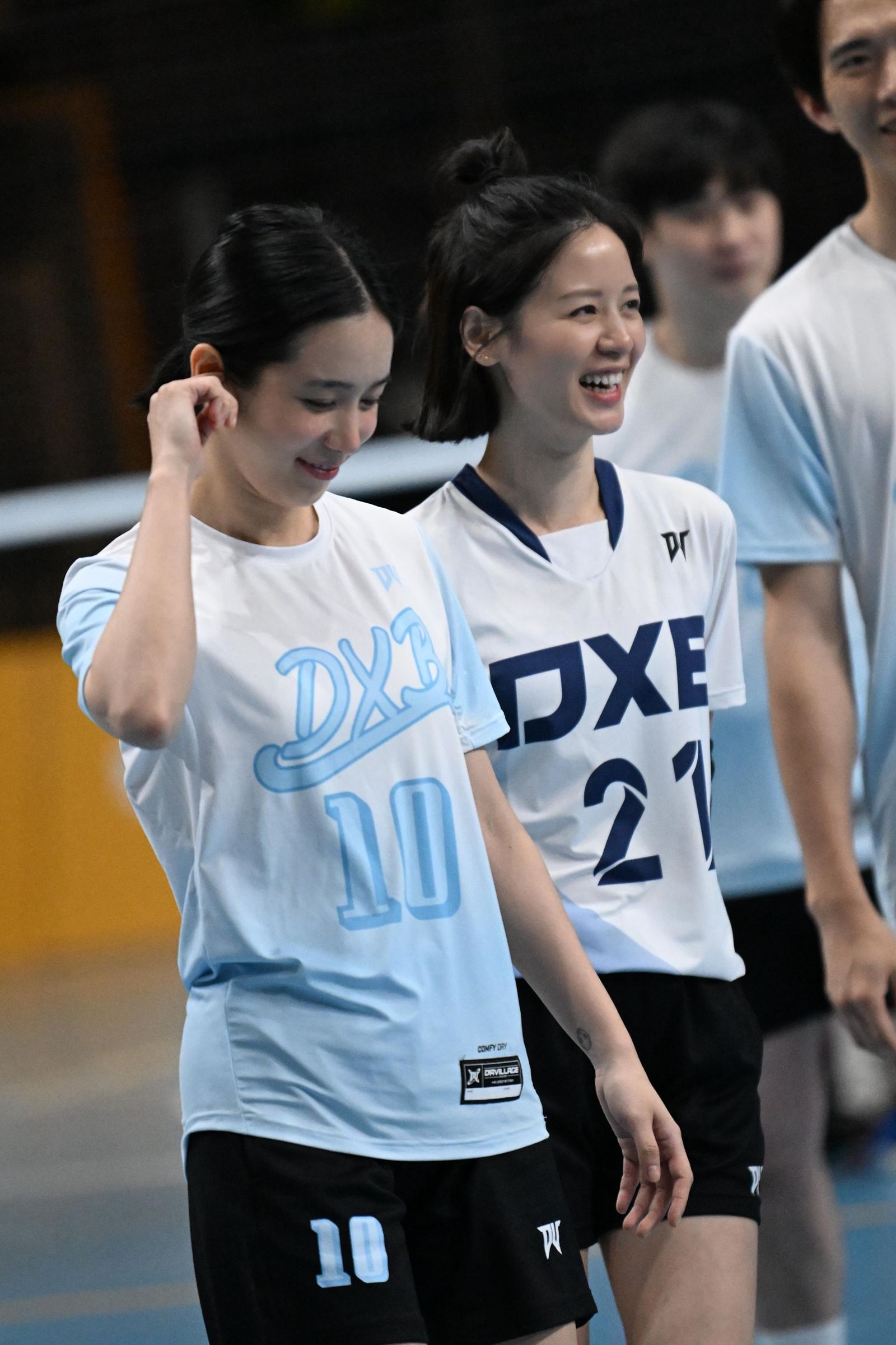 袁子芸(右)與温貞菱組隊參加世壯運排球團體混合項目。力天娛樂提供