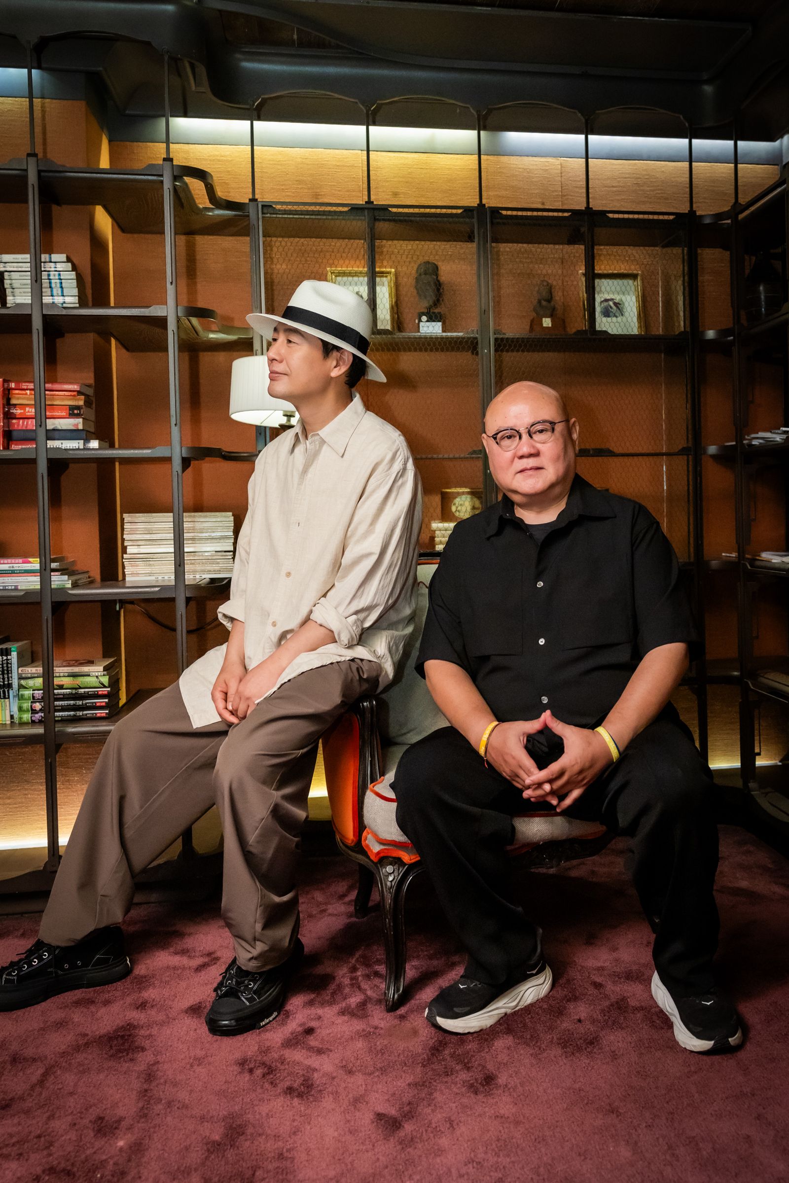 導演蔡尚君(右)與《日掛中天》男主角張頌文來台參加兩岸電影展會影迷。兩岸電影展提供