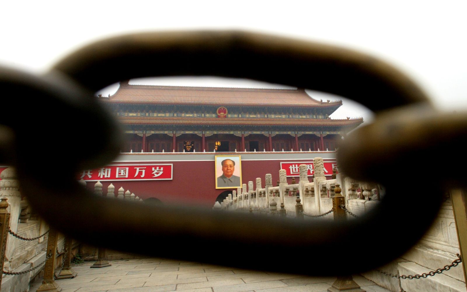 中國深化數位管制——從「網路平台監管」轉向「微觀社會穿透」