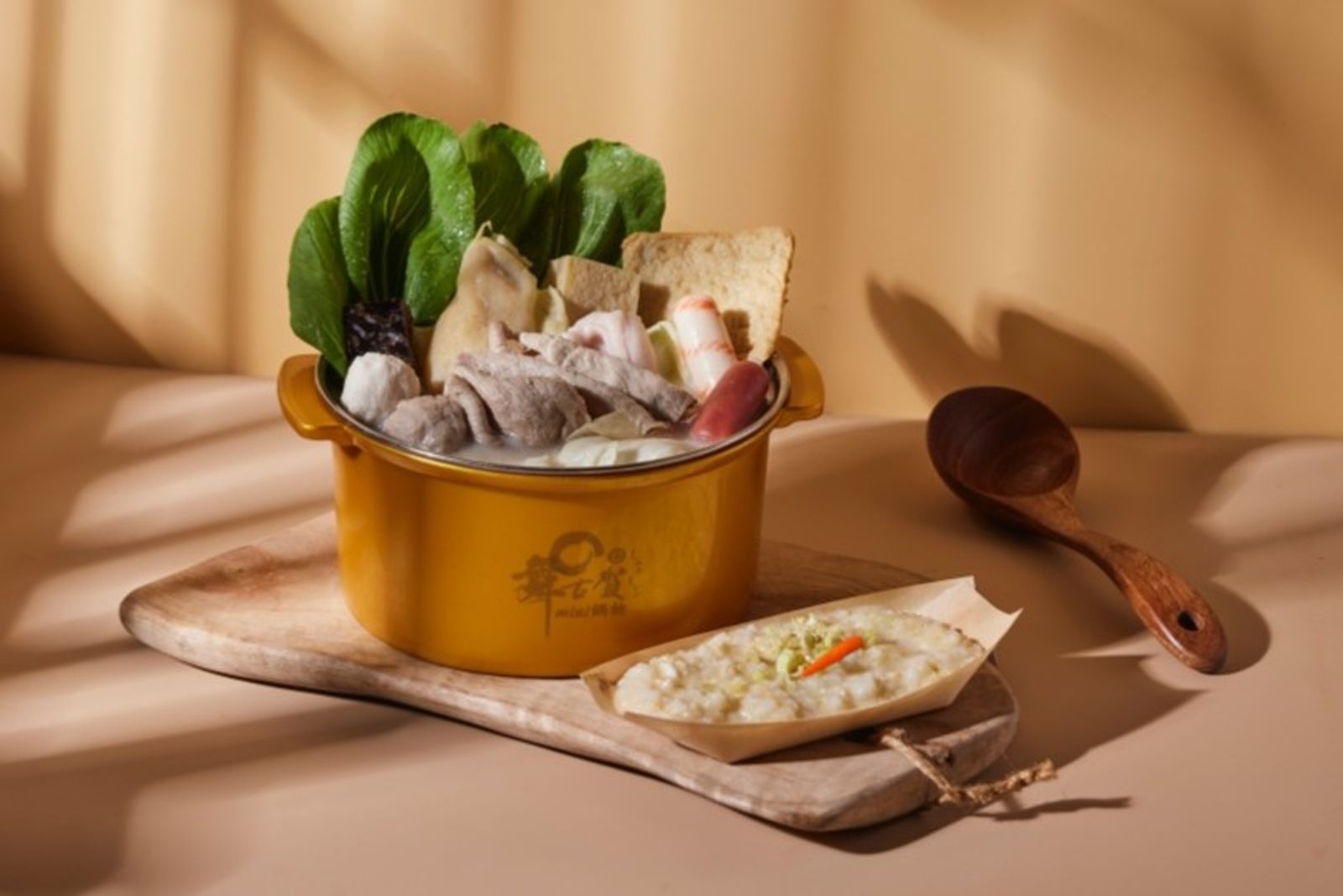 五月天大巨蛋開唱倒數!舞古賀推「挪亞方粥」吃到飽再進場嗨唱