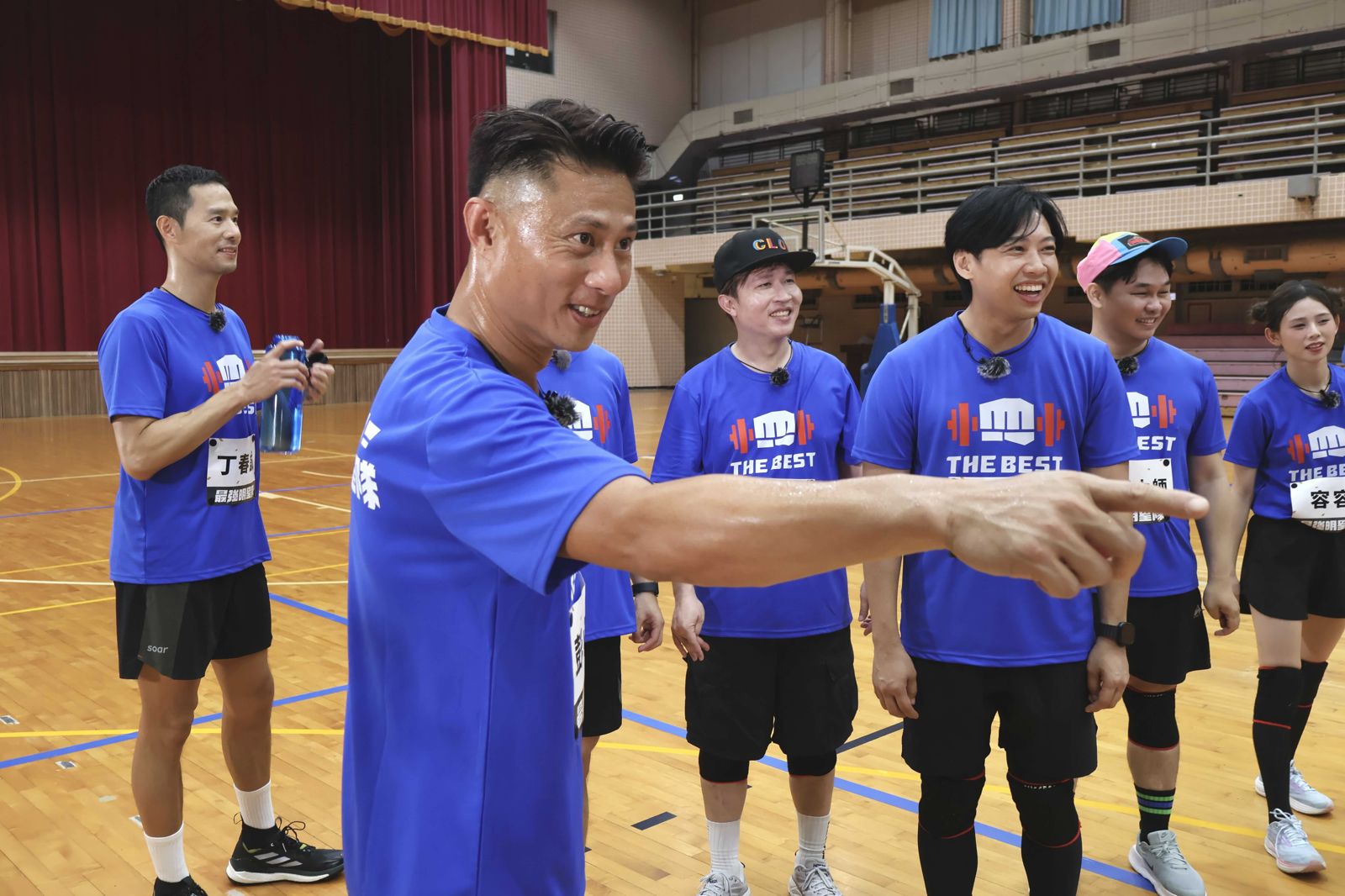 《全城地圖》總決賽爆變數!藍隊慘遭剃光頭靠1人苦撐 江宏傑場邊氣到跺腳