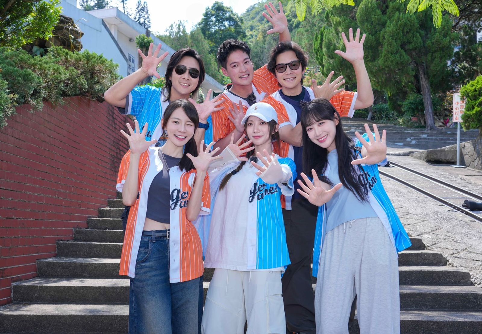 《飢餓遊戲》10週年金鐘紅毯陣容大陣仗！新血林莎、邊荷律不缺席　王仁甫鬆口峮峮回歸可能性