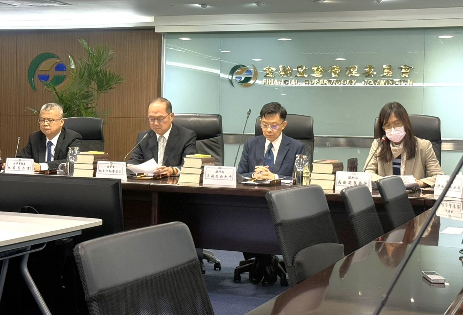 投資群組老說「這檔會噴」但怎麼越加越窮？　金管會揭仙股詐騙套路：內線明牌=割韭菜預告