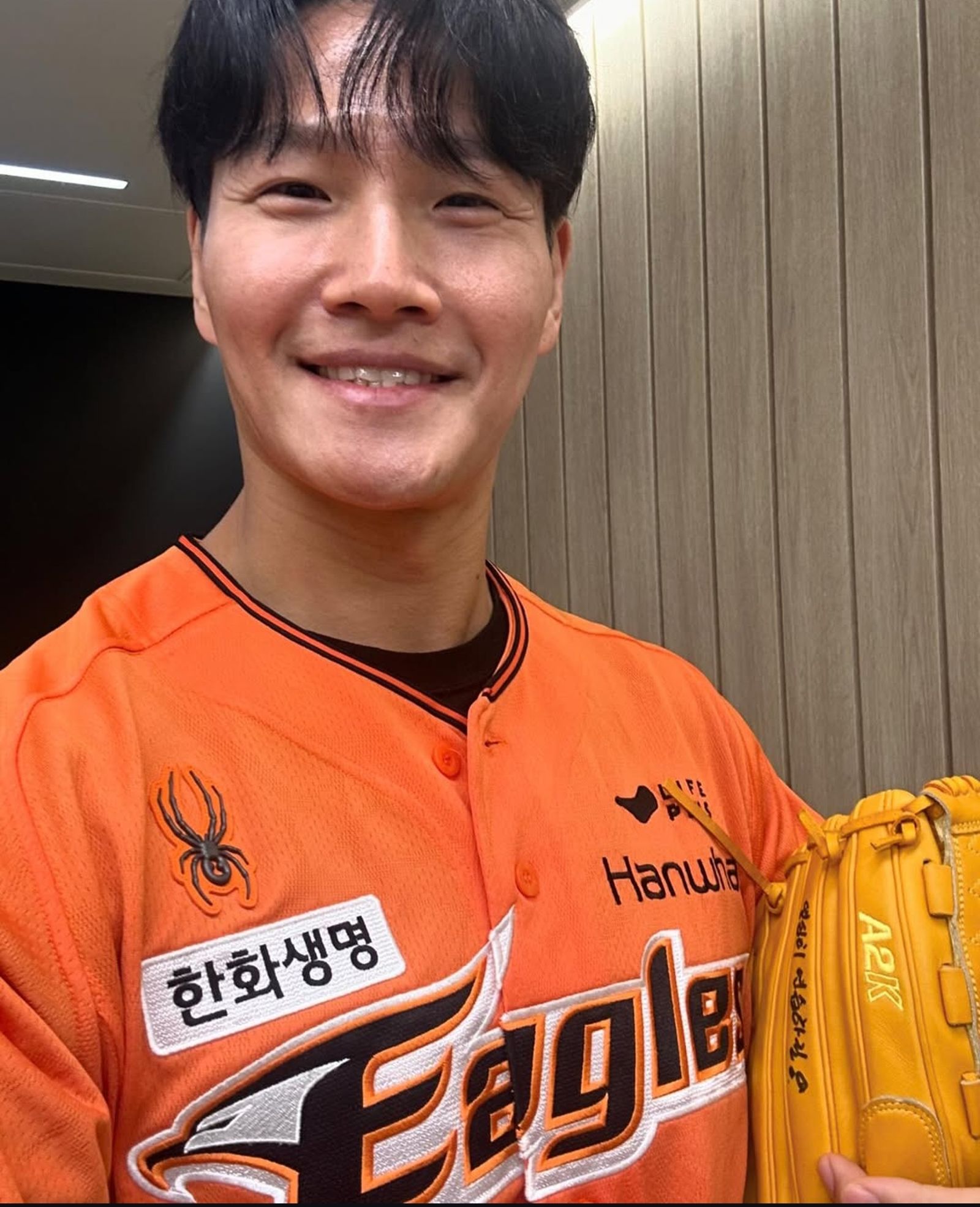 金鍾國18日宣布結婚喜訊。翻攝kjk76 IG
