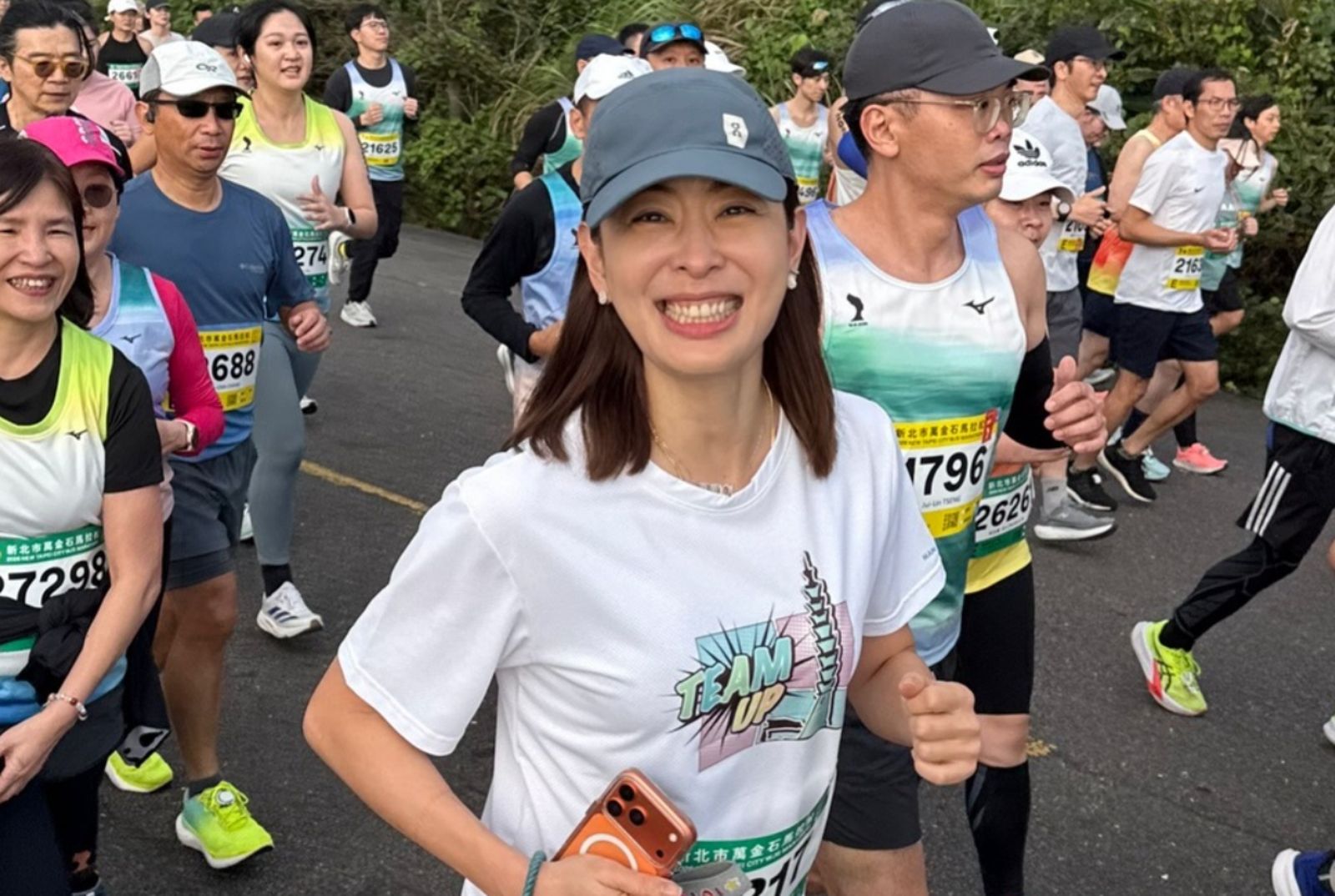 台北市長民調墊底？賈永婕遭老公狠酸「最後一名」認了超糗　喊話謝震武加油