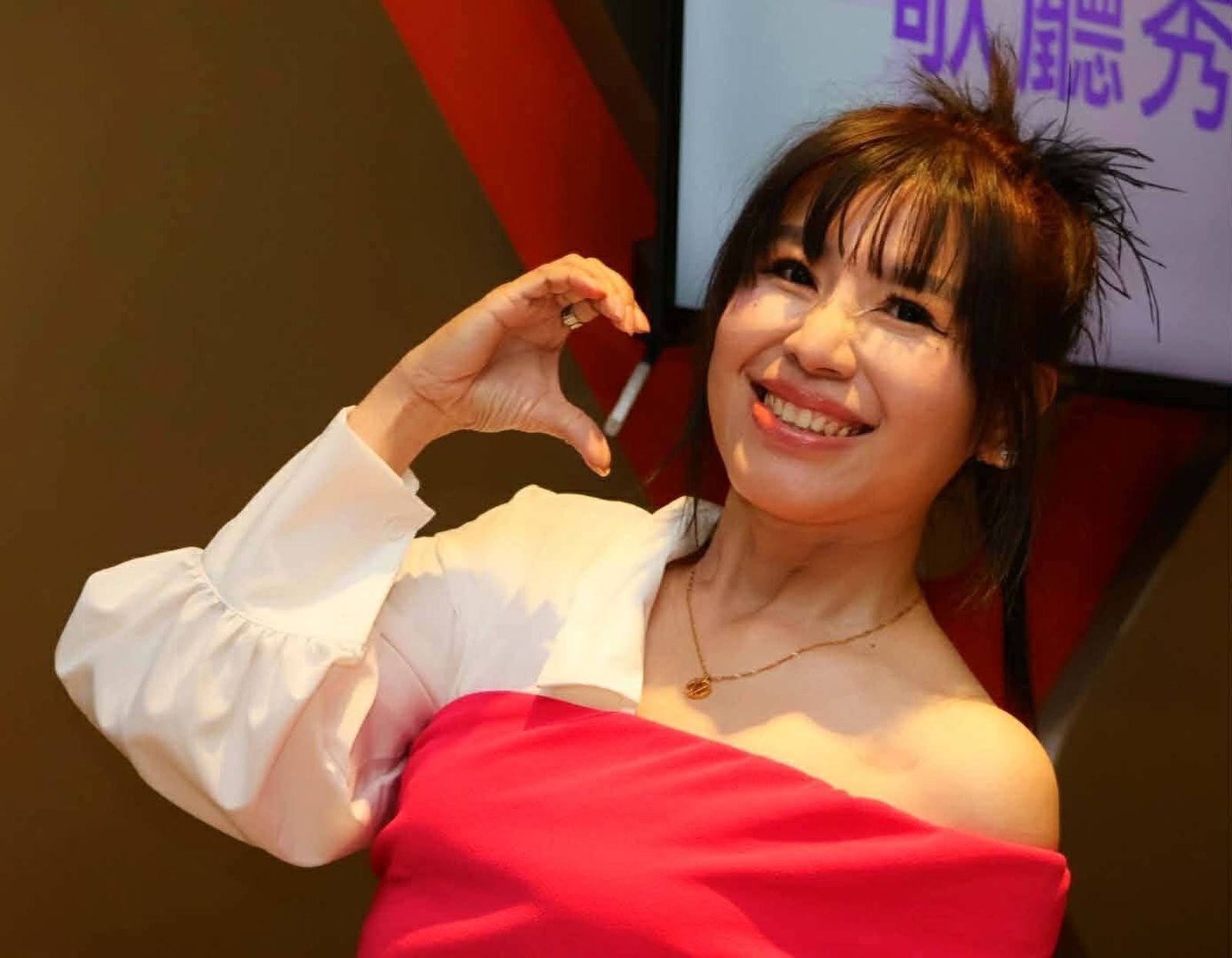 「小詹雅雯」驚傳瞞婚孩子已30多歲！母子失聯慘遭封殺內幕全說了