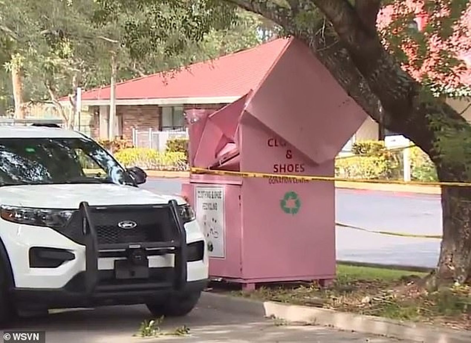 美加舊衣回收箱12年殺20人！又有女子取衣受困箱內　窒息慘死