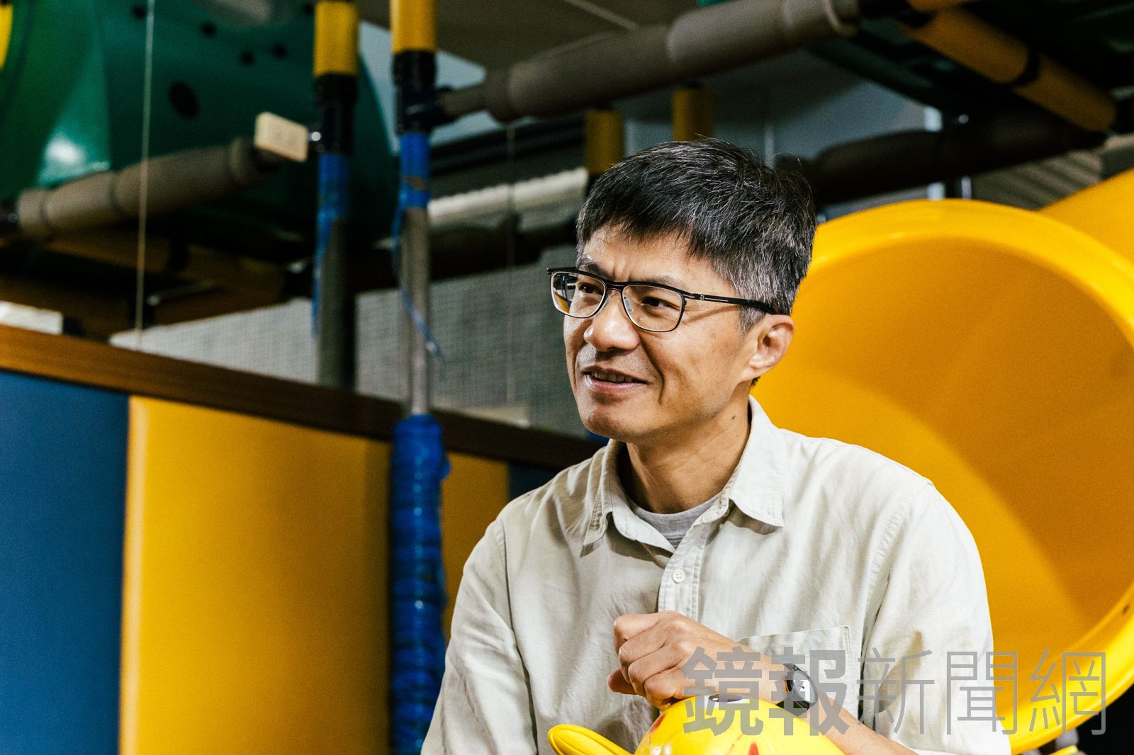 甘耀明希望做一個純粹的小說家，創作各種不同類型風格的作品。圖／桑杉學攝