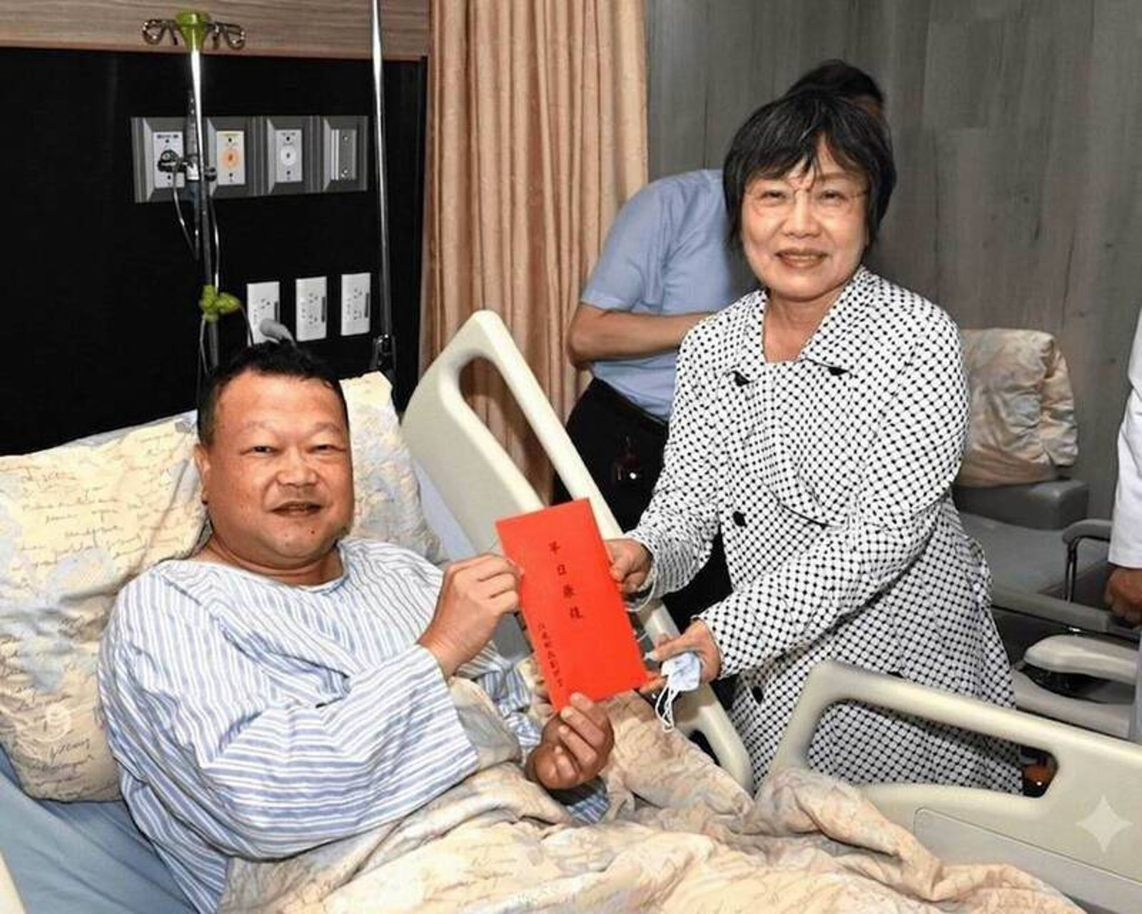 緝毒所長忍痛鳴槍逮人竟換「無保請回」 劉世芳探視籲司法應從嚴審理