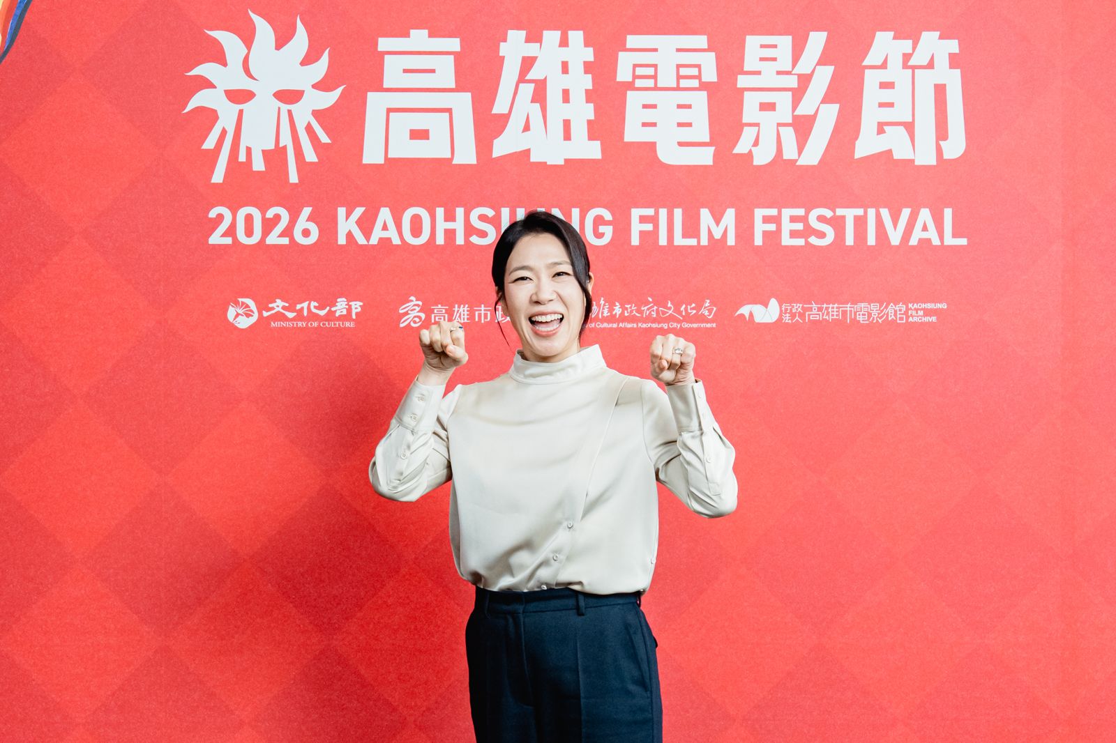 《苦盡柑來》國民媽媽來台！廉惠蘭化老妝當酷媽　哀怨嘆「還沒吃到芒果冰」