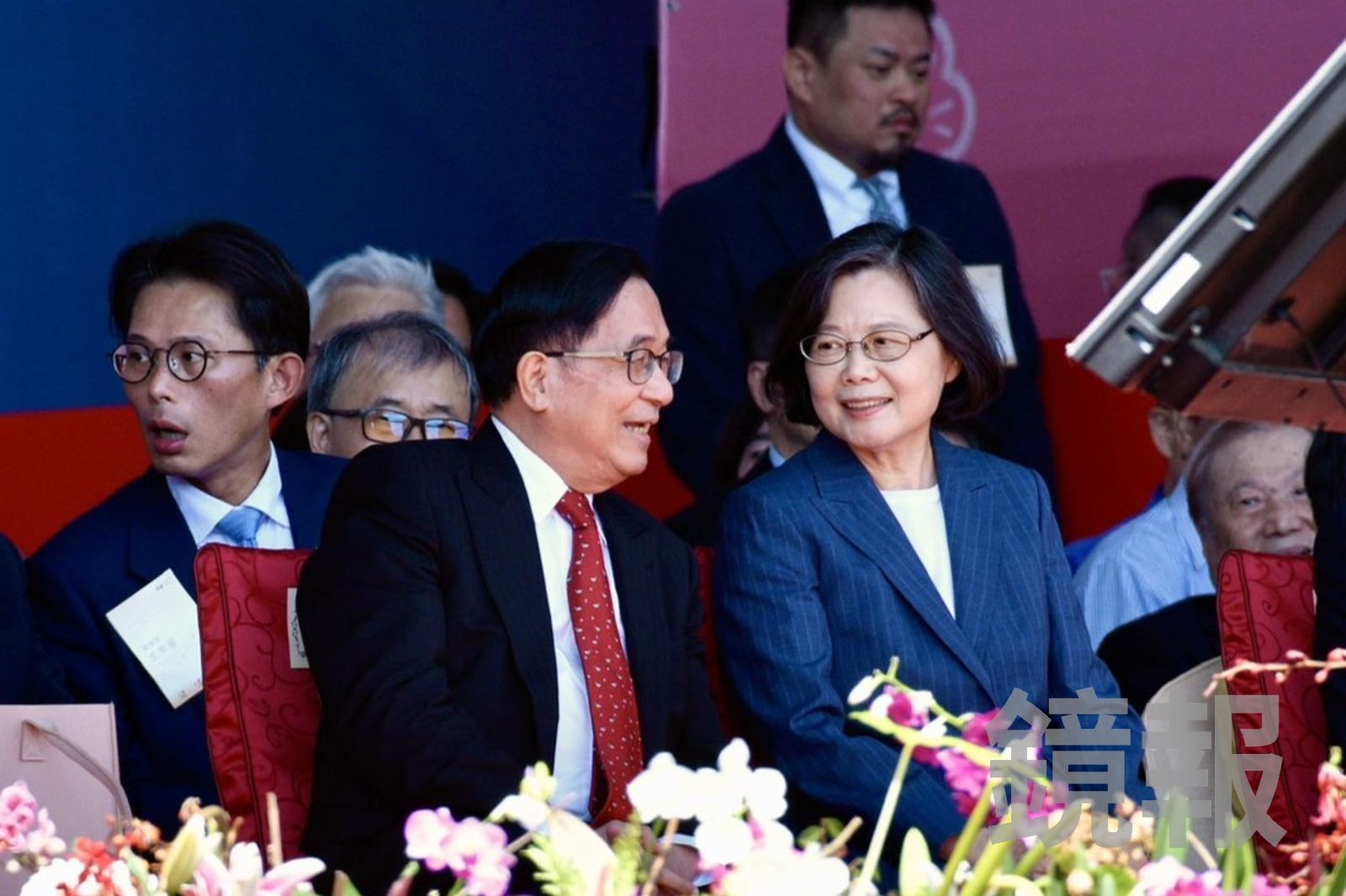 出席國慶大會與在野黨主席握手致意 蔡英文:這是展現「團結台灣」時刻