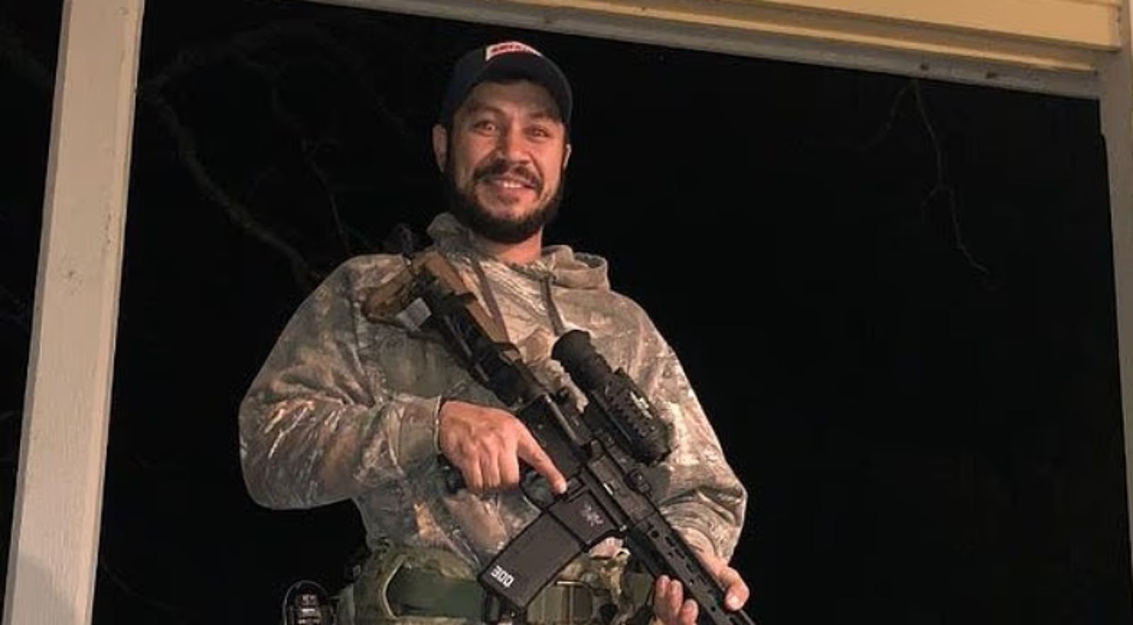 退伍軍人的死亡遊戲！和好友「戴防彈頭盔互相開槍」…他遭爆頭當場慘死