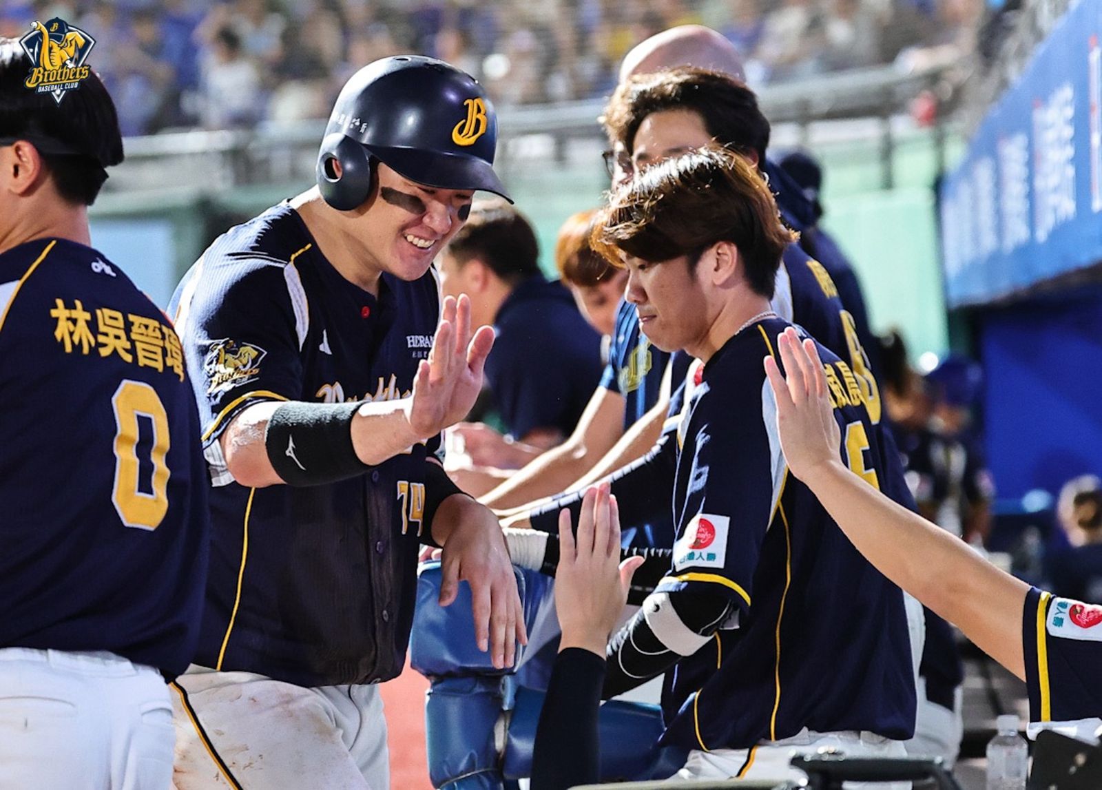 中職／彩帶拋不了！中信兄弟錯失下半季封王機會　延長賽5：6不敵富邦悍將