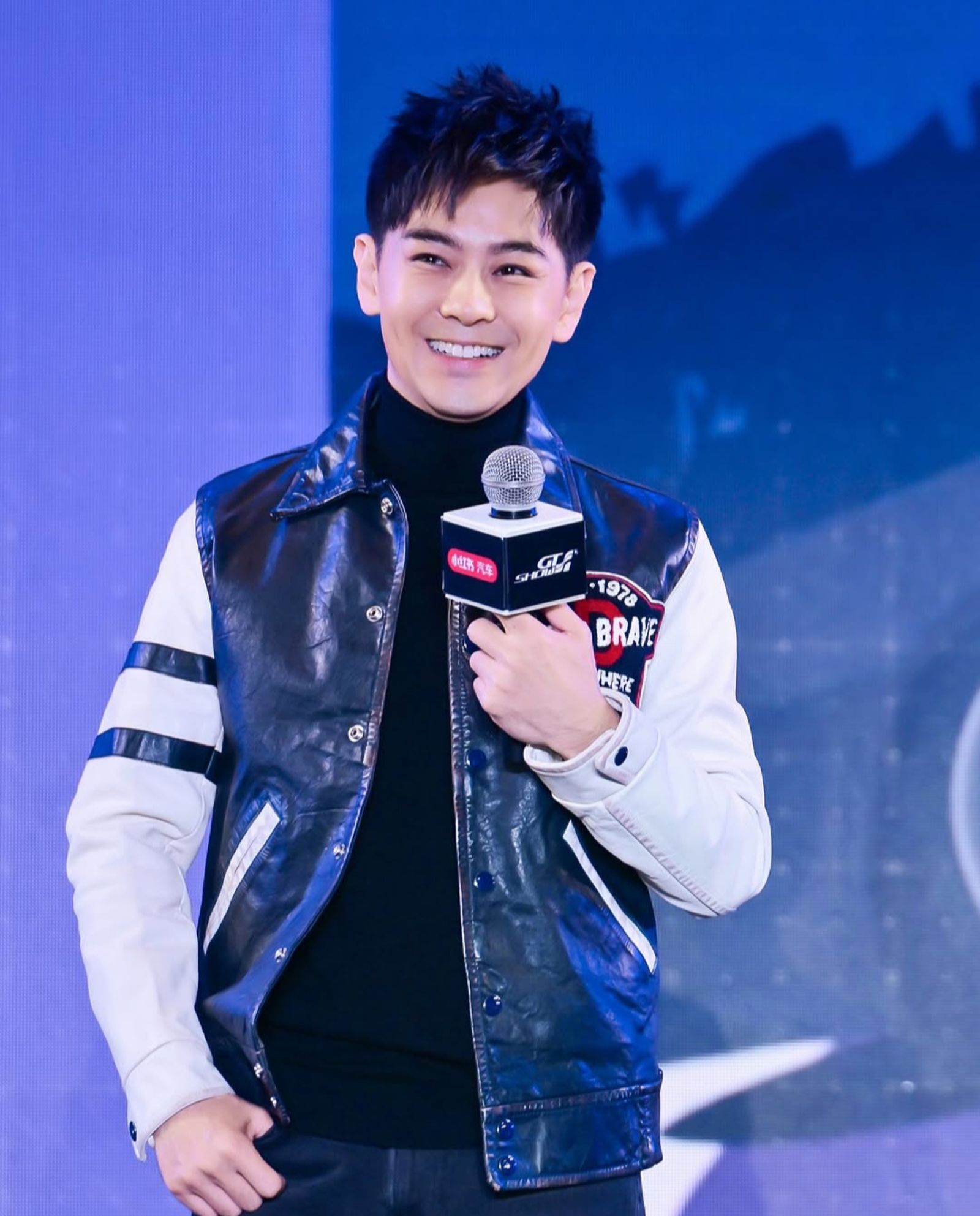 林志穎於1994年11月入伍並加入藝工隊。翻攝林志穎IG