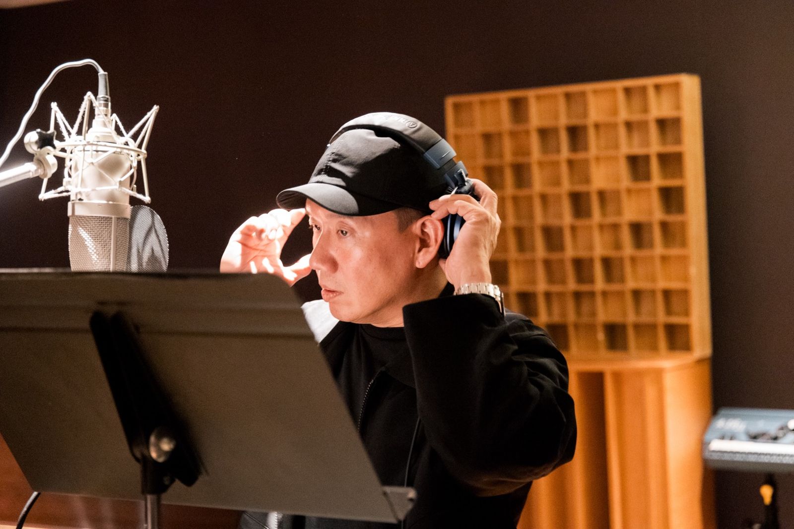 《零日攻擊》插曲《莊敬自強(之無路可逃)》由參演的杜汶澤演唱。圖／鄭心湄提供