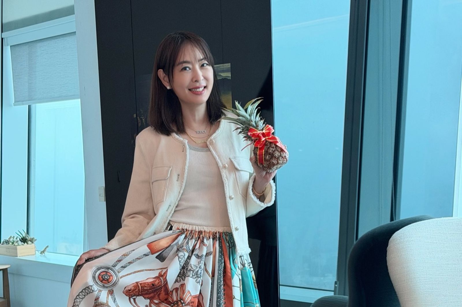 遭蔡正元翻「露兩點」舊片！賈永婕霸氣回擊「那是我的青春」　網：蔡正元帶腳鐐才是帥！