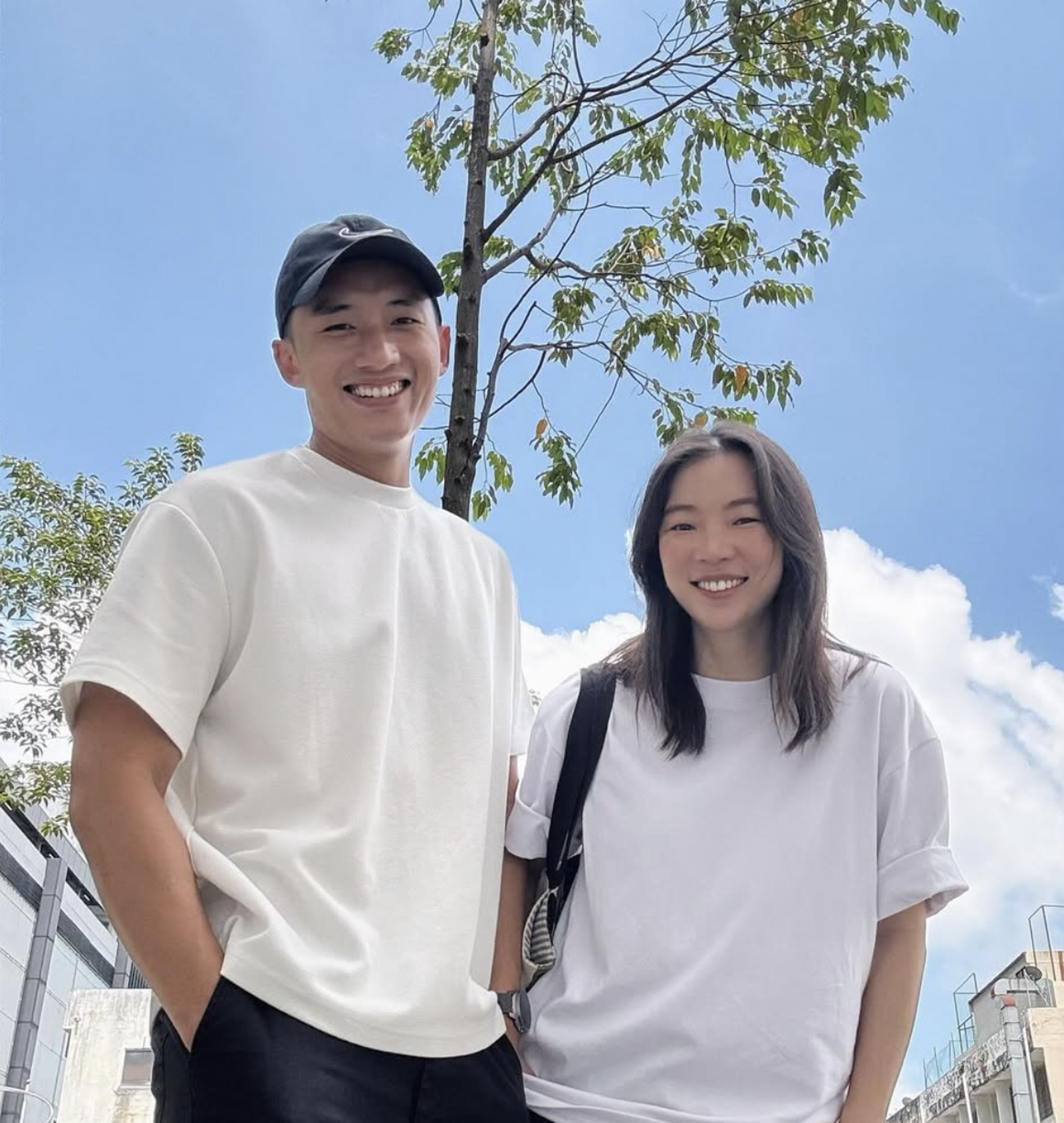 陳澤耀(左)與老婆雲鎂鑫將迎接新生命出生。翻攝IG @jacktan_ahzhe