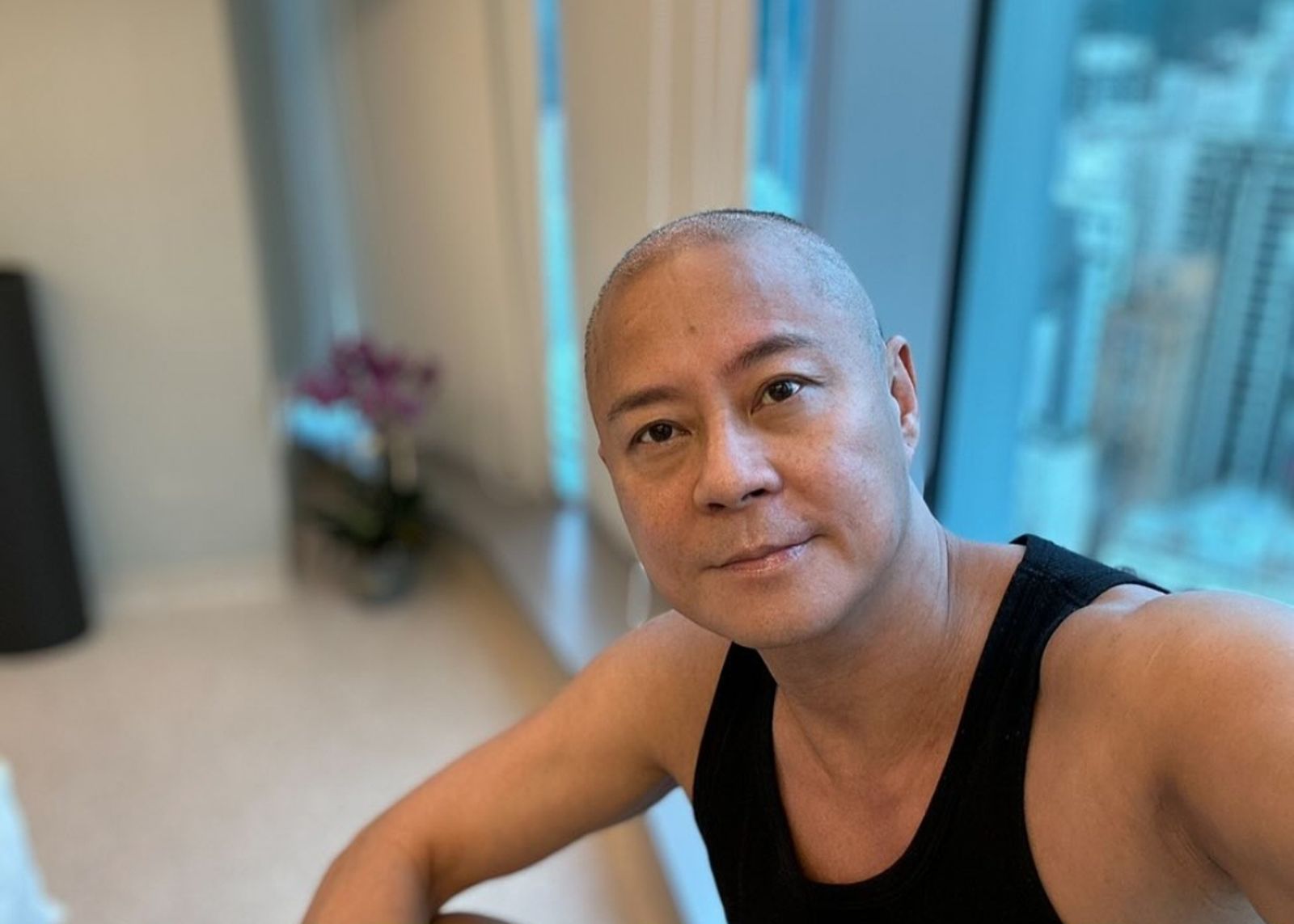 蔡一傑去年底宣布患腦瘤並接受開刀手術令歌迷不捨。翻攝djremus_choy IG