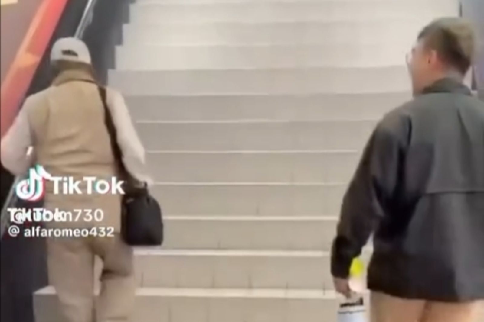 年輕人見90歲阿伯「餐廳插隊結帳」追著罵 網嘆:看了好心酸