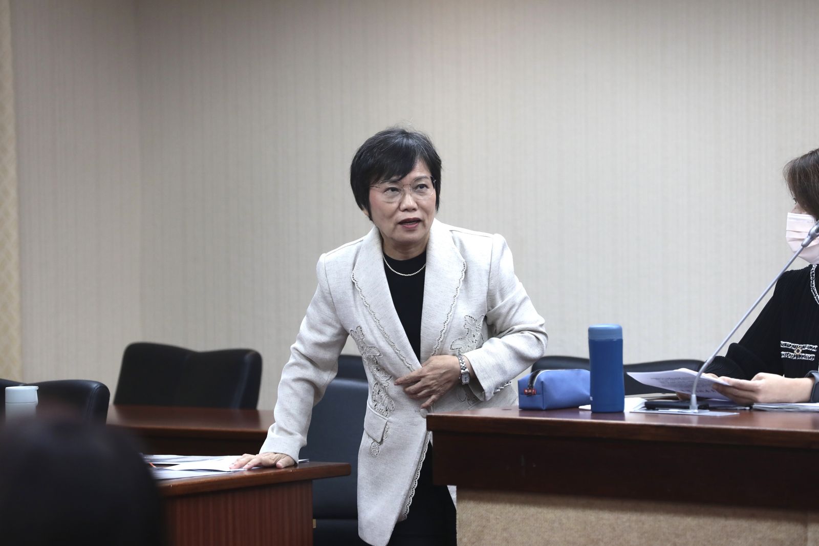 鳳凰颱風整備會議 劉世芳連線徐榛蔚「要超前部署 」下令入夜前完成撤離