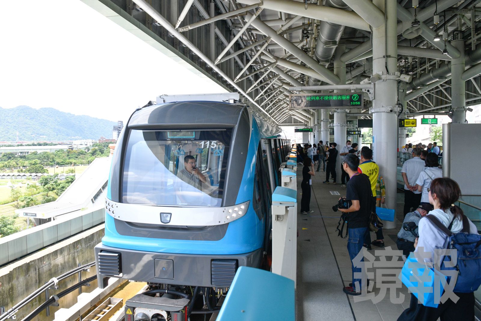 三鶯線僅2車廂!妹子傻眼:文湖線惡夢?在地人曝真實體驗:離峰搭這台才快...北捷規劃內幕曝