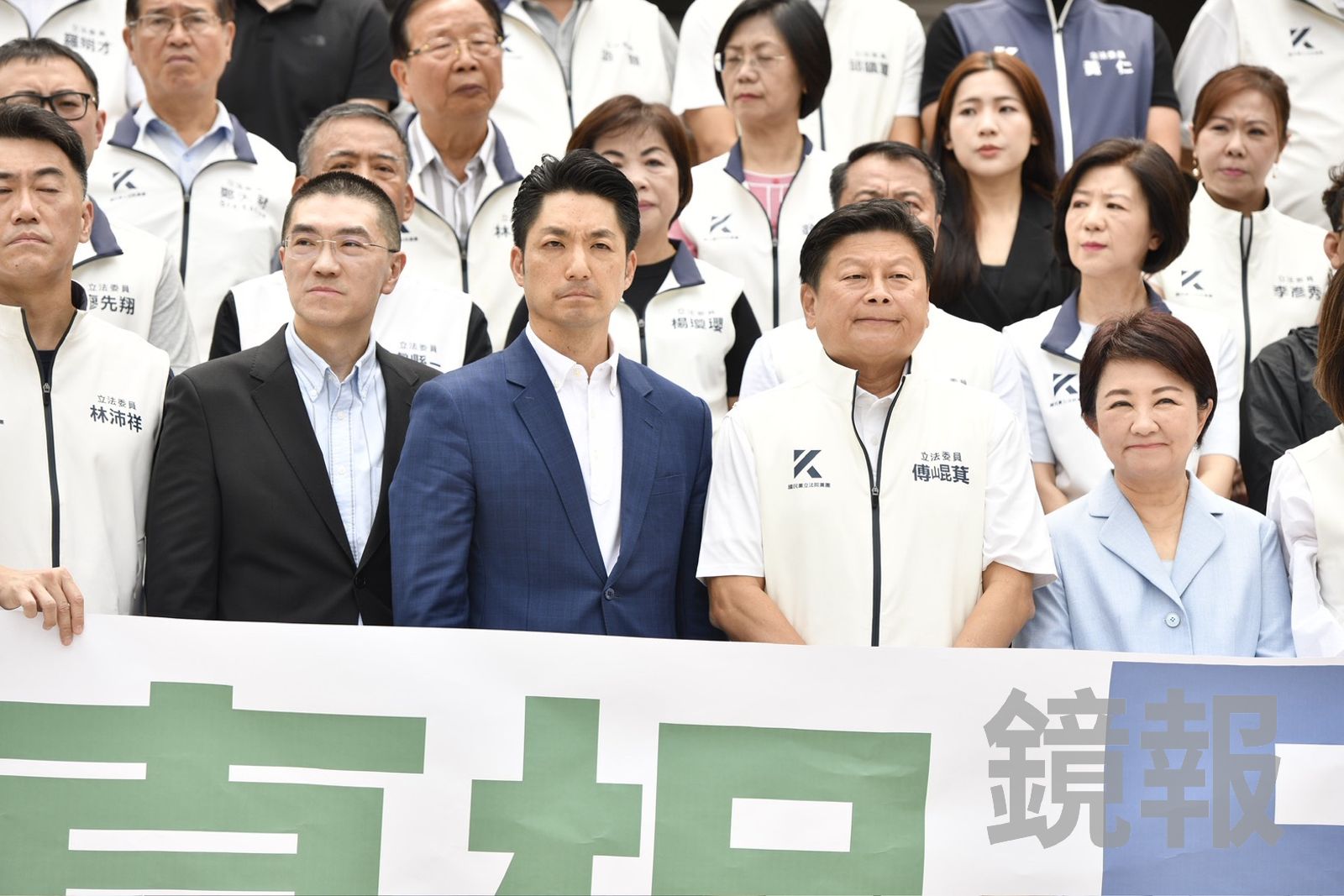 與盧秀燕、謝國樑赴立院談毒油案 蔣萬安怒喊:把油送到賴清德官邸「照三餐吃」