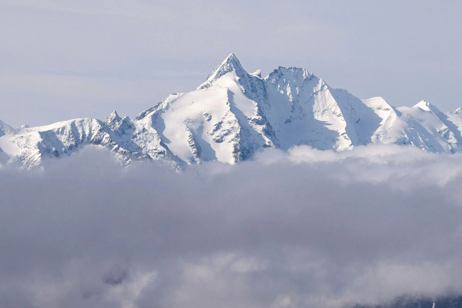 男友爬奧地利最高峰 新手女友陪伴變送命!遭遺棄6小時活活凍死