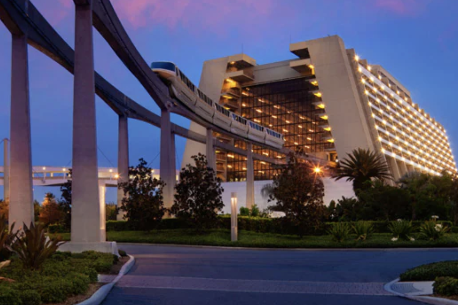 迪士尼樂園10天內3人慘死,讓人毛骨悚然。圖/翻攝自迪士尼官網