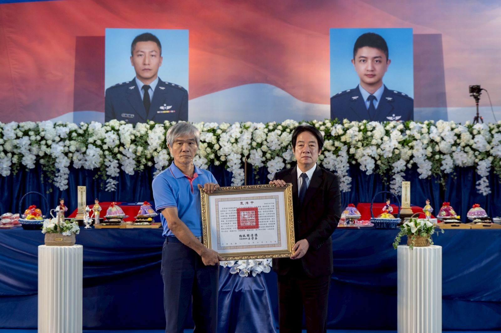 T-34飛官殉職 賴清德親頒褒揚令:永遠以你們為榮