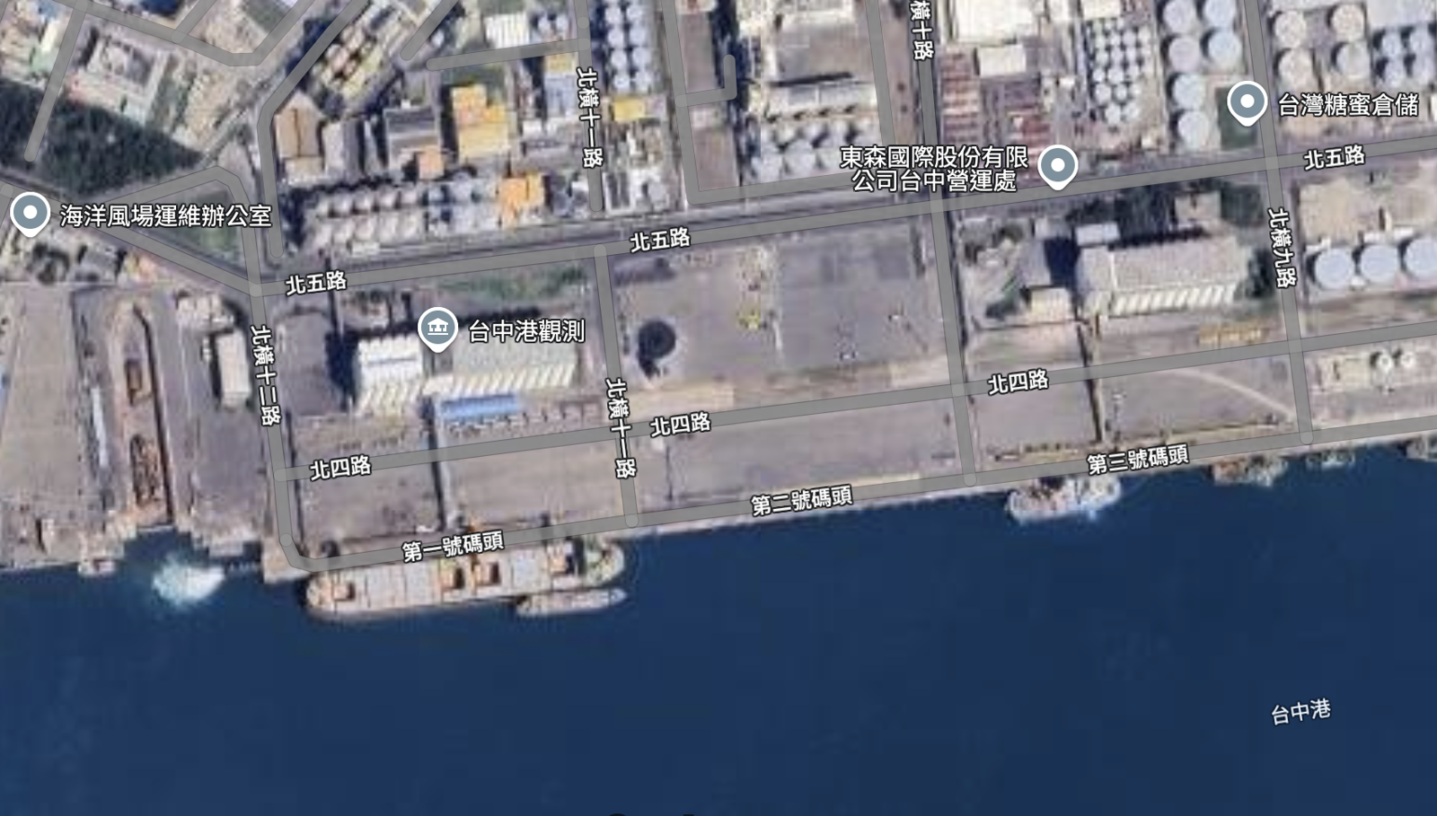 台中港務公司規劃，風電業者的運維期備用海纜須集中存放在港口的2號碼頭。（圖／翻攝Google Maps）