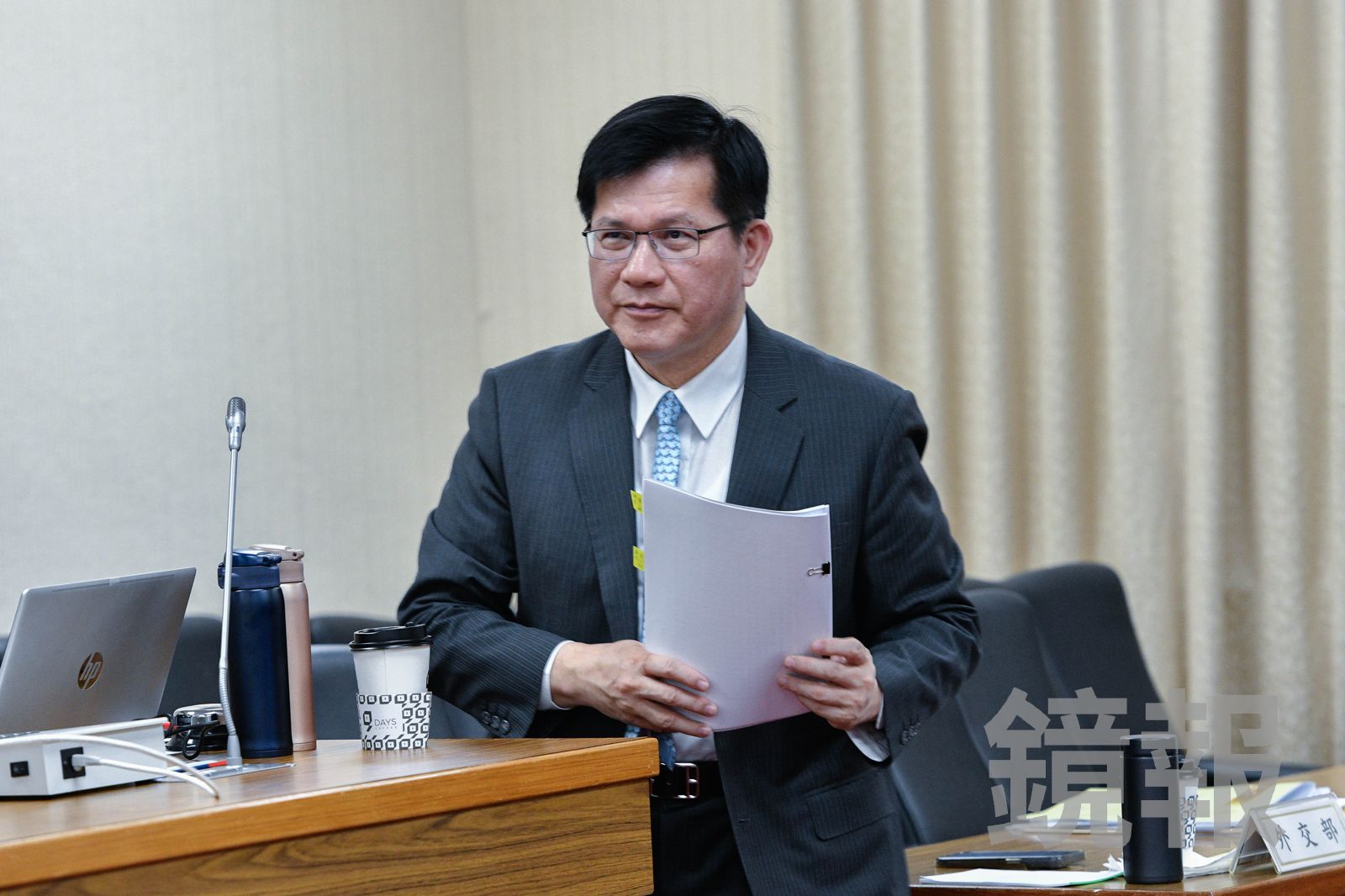 被收紅錢台派學者裝熟喊老闆　林佳龍：既無印象也不認識