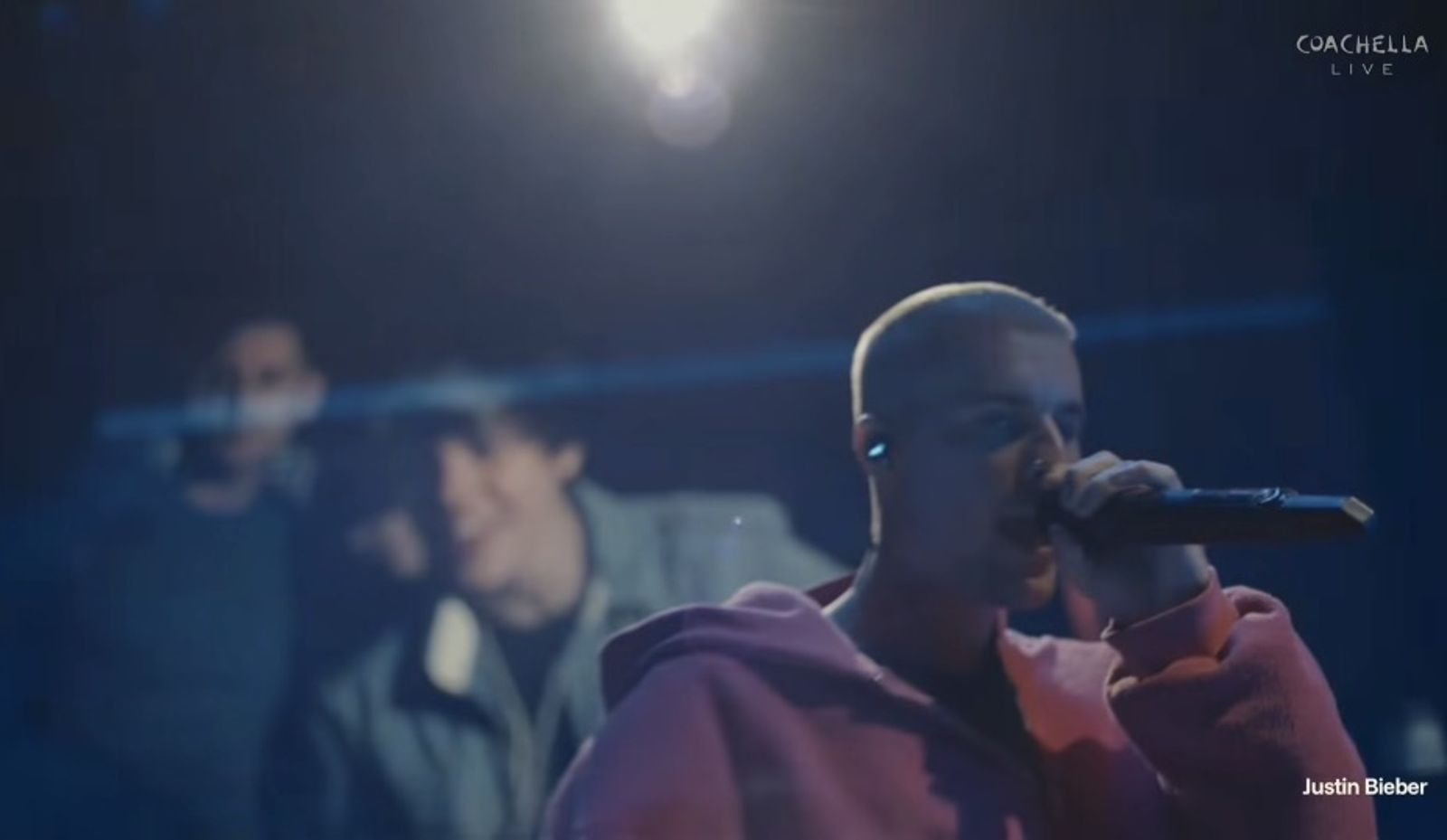 小賈斯汀重現〈baby〉感動無數人。翻攝科切拉YT頻道