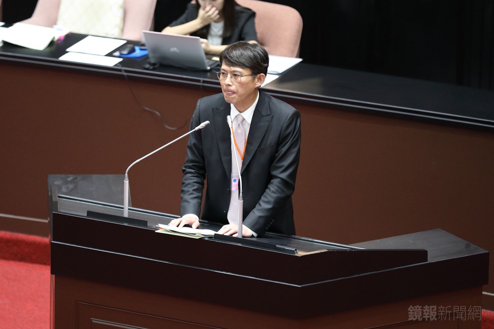 黃國昌烏龍爆料他濫用公務車　蔡清祥曬照打臉：整天在立院