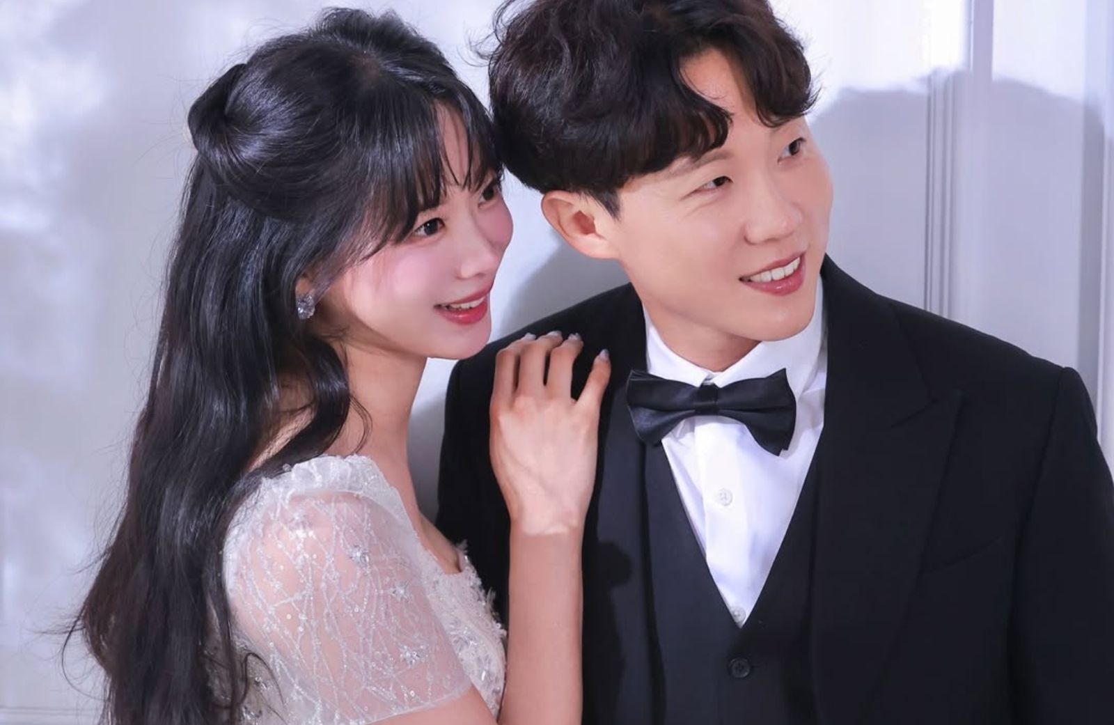 「啦啦隊傳奇」金韓拿結婚了！嫁小3歲應援團長　安芝儇都現場