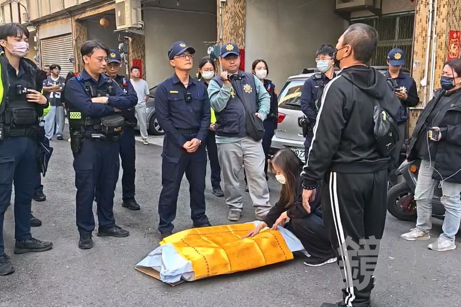 遭虐犬失蹤月餘尋獲疑似遺骨 民眾包圍彰化飼主家怒喊「出來面對」