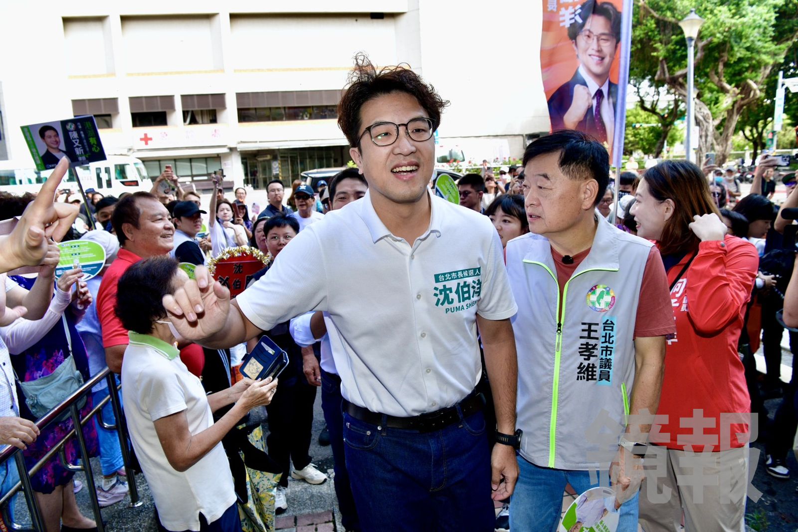 蔣萬安不會講政黨傾向英文 沈伯洋幫答「party affiliation」:市長英文非必要條件