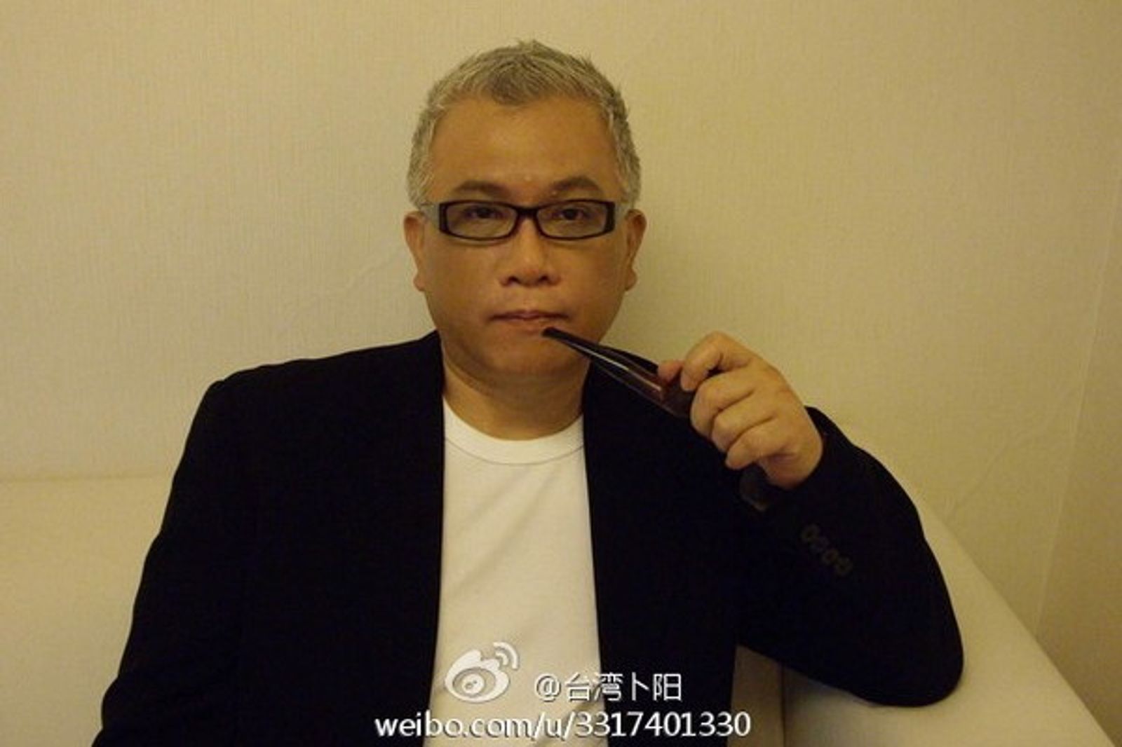 卜陽曾是演藝圈中知名的姓名學與卜卦大師，後來低調少公開露面。翻攝微博