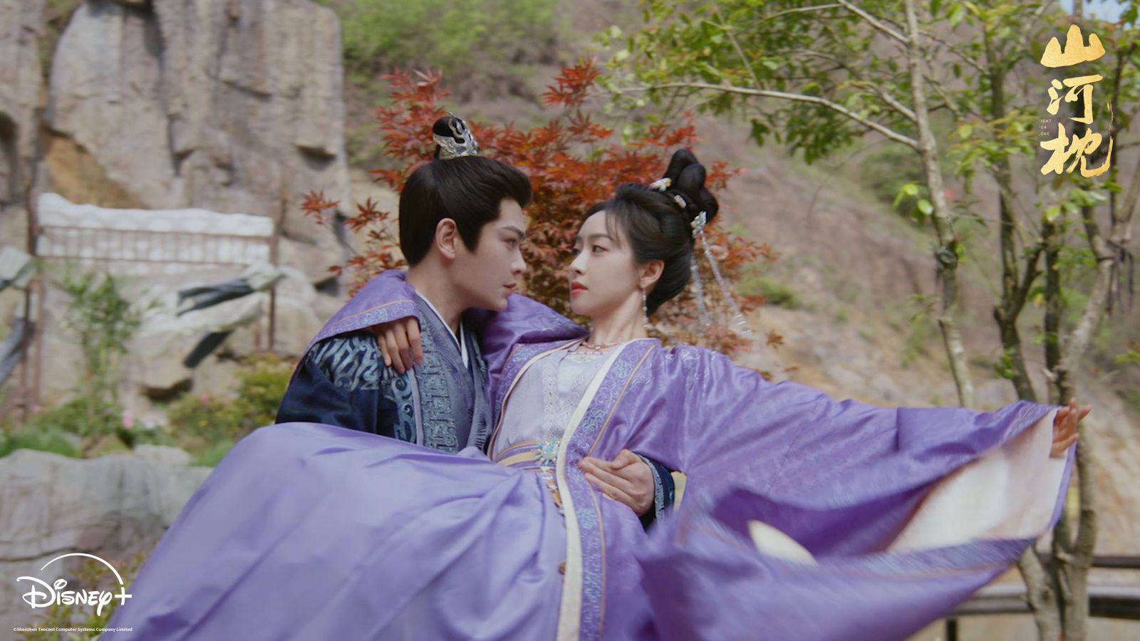 宋茜（右）、丁禹兮《山河枕》結局受關注。Disney+提供