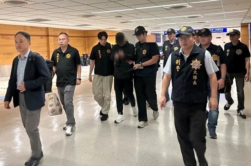 高雄權利車行藏屍案重大突破　雙嫌逃韓遭遣返　橋檢晚間聲押禁見